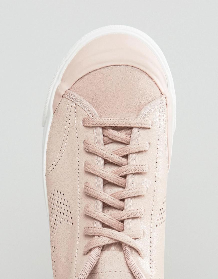 nike white with pink swoosh