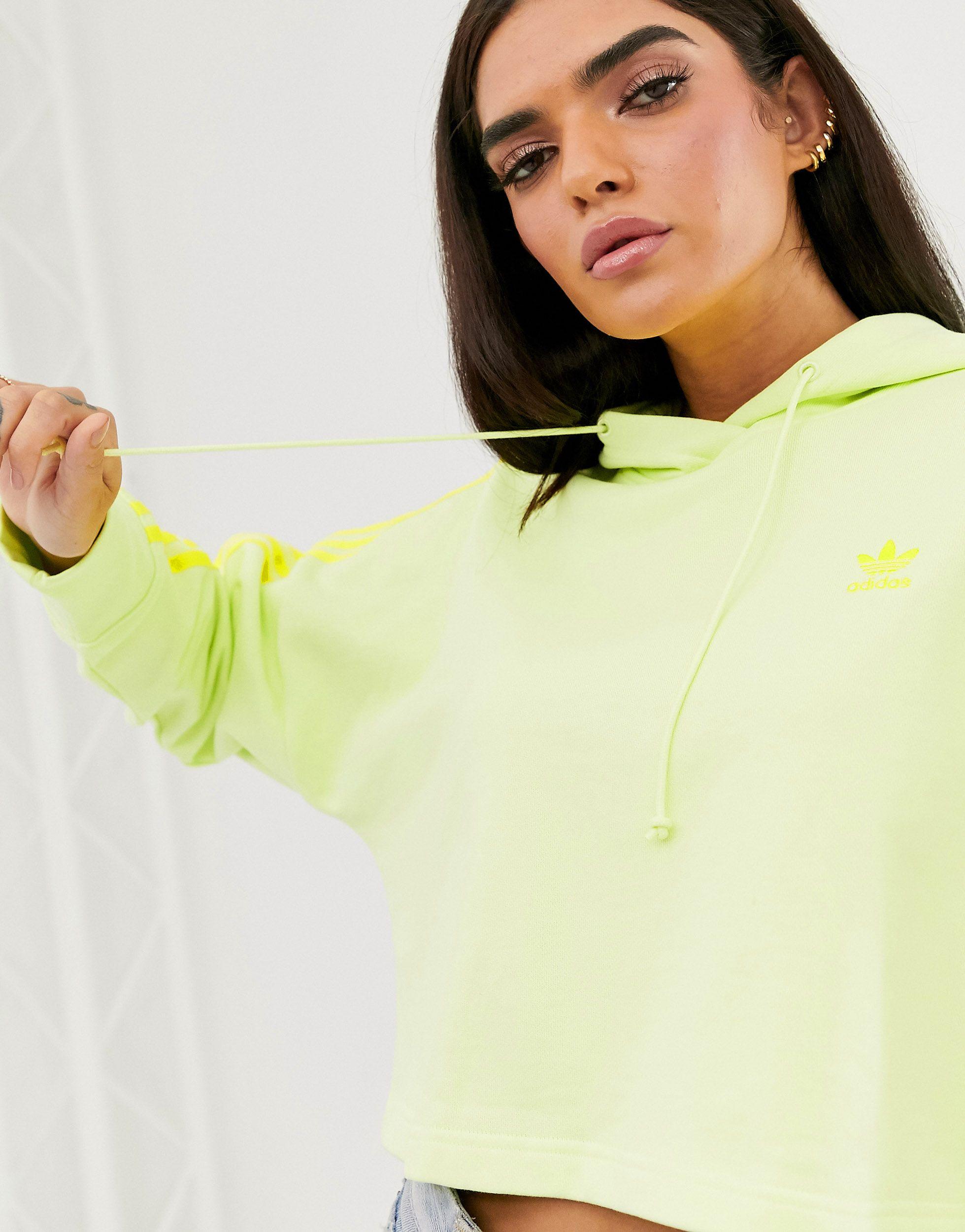 adidas originals adicolor cropped hoodie in green