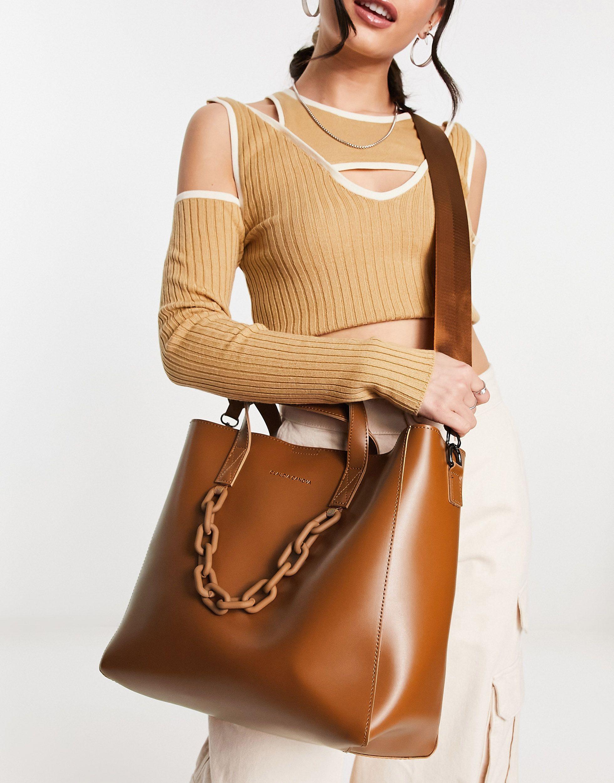 Claudia Canova Tote Bag With Tonal Chain Detail And Cross-body Strap in  Brown | Lyst