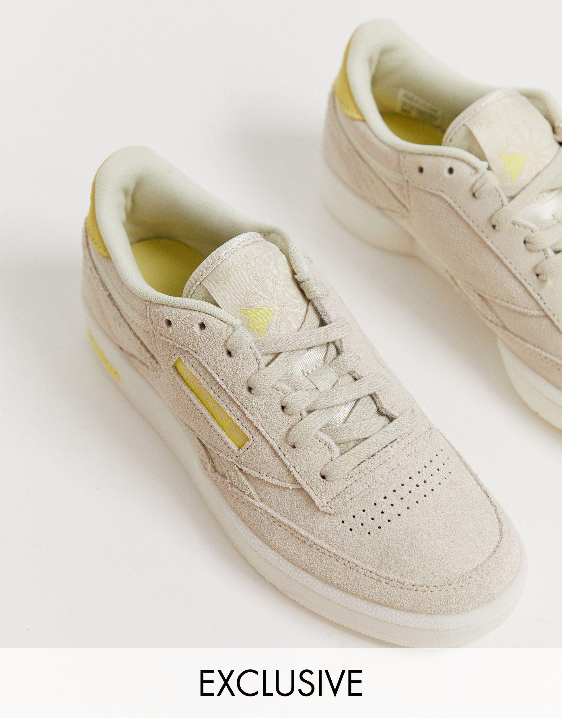 Fristelse Revision sekvens Reebok Exclusive To Asos Suede Club C With Neon Heel Counter-white | Lyst