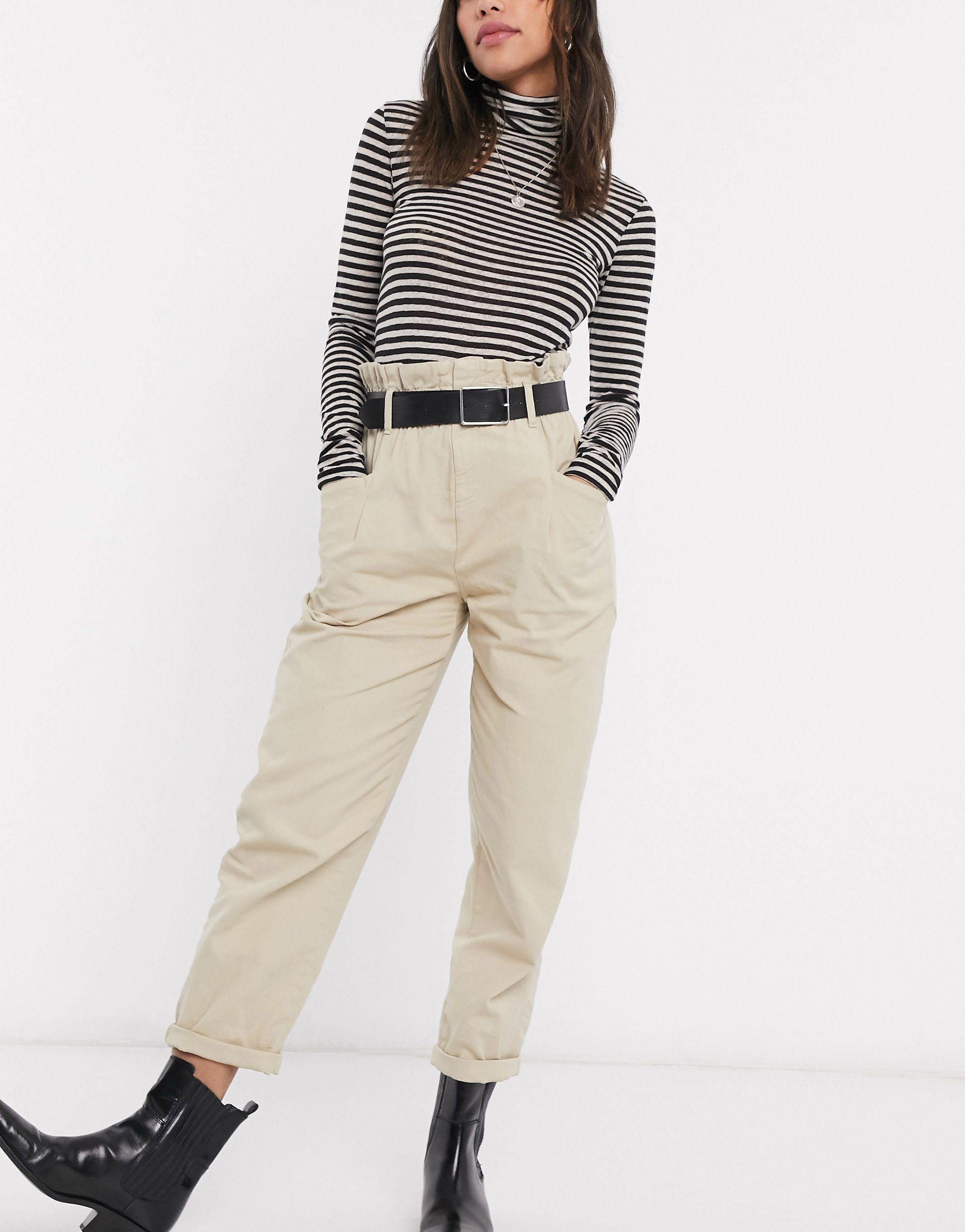 Bershka Relaxed Paperbag Pants With Belt in Brown (Natural) | Lyst