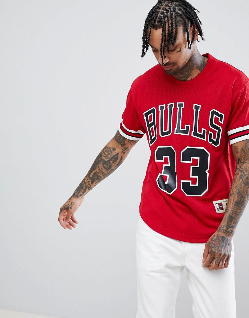 CHICAGO BULLS LOGO MESH BUTTON UP SHIRT (RED)