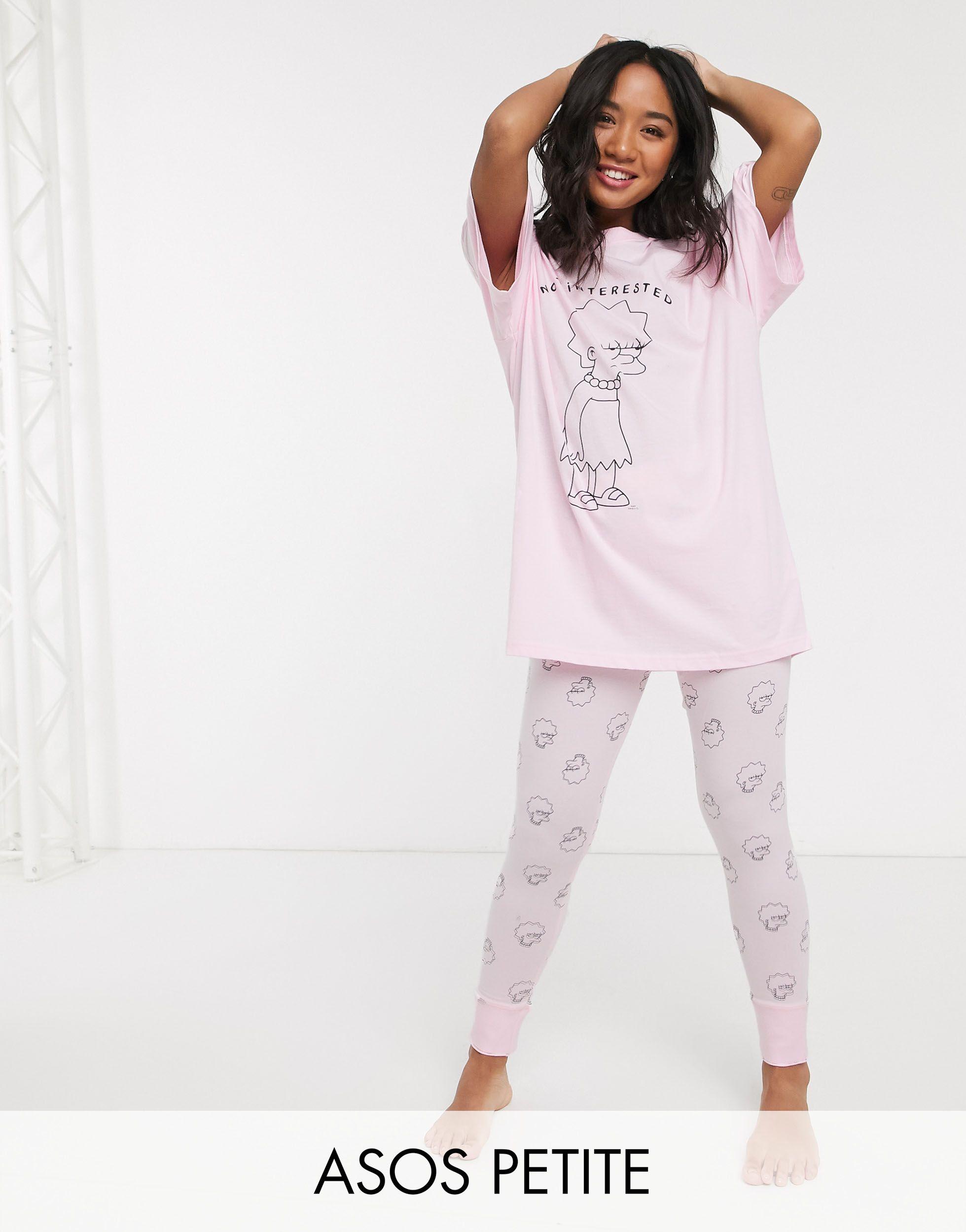 ASOS DESIGN Petite - The Simpsons Lisa - Ensemble pyjama legging et t-shirt  ASOS en coloris Rose | Lyst