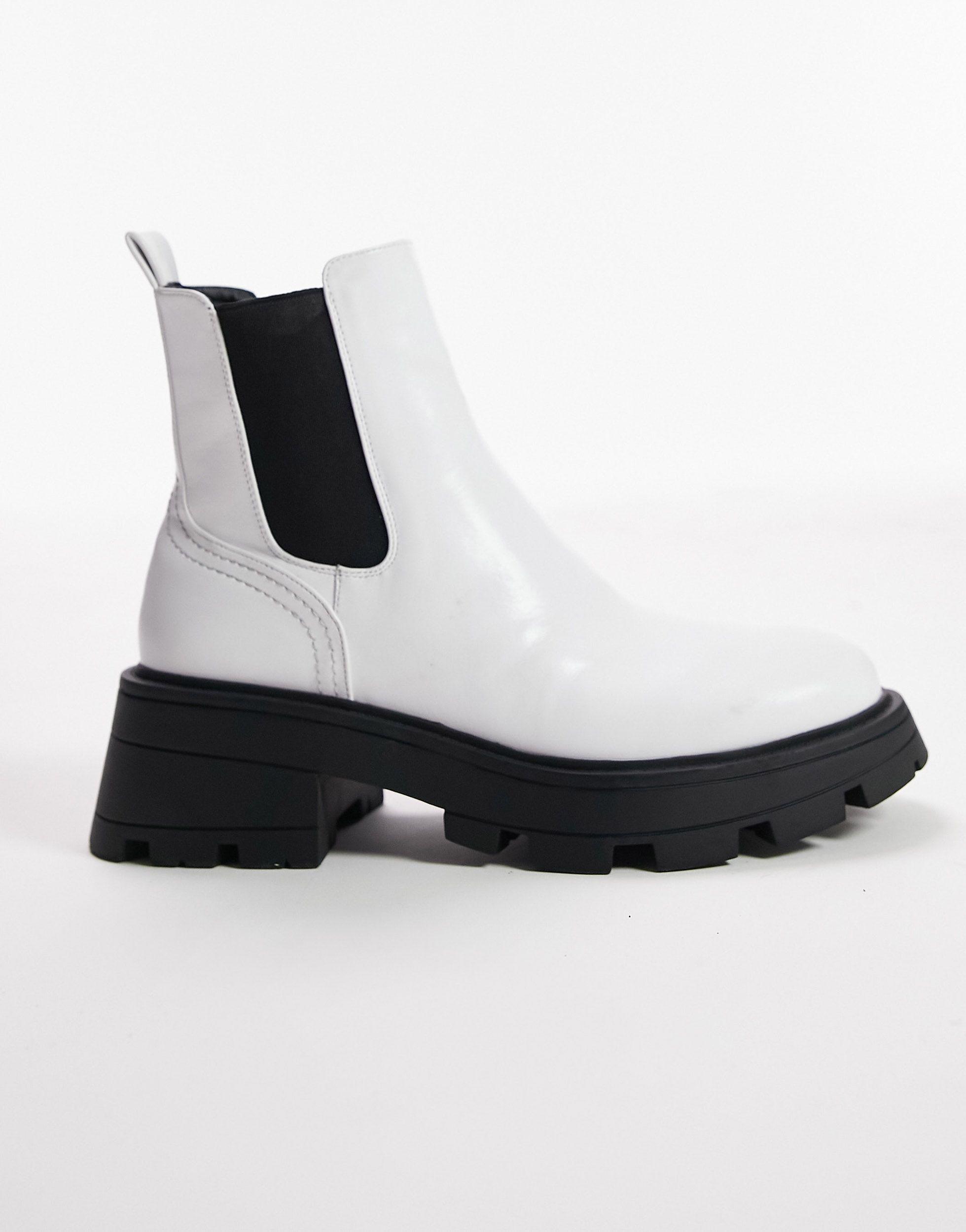 TOPSHOP Wide Fit Bella Chunky Chelsea Boot in Black | Lyst