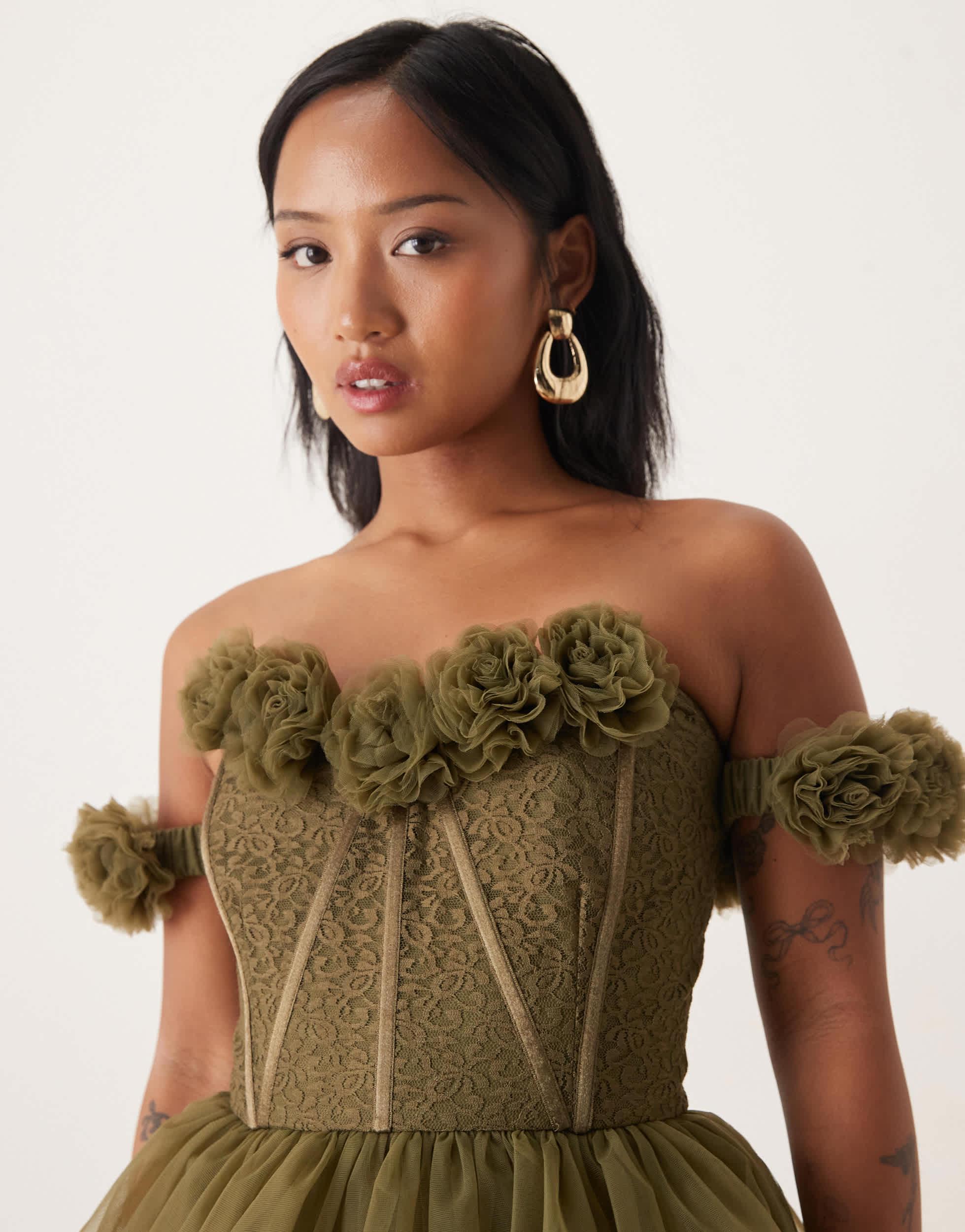 LACE & BEADS Rosette Corset Maxi Dress in Green | Lyst
