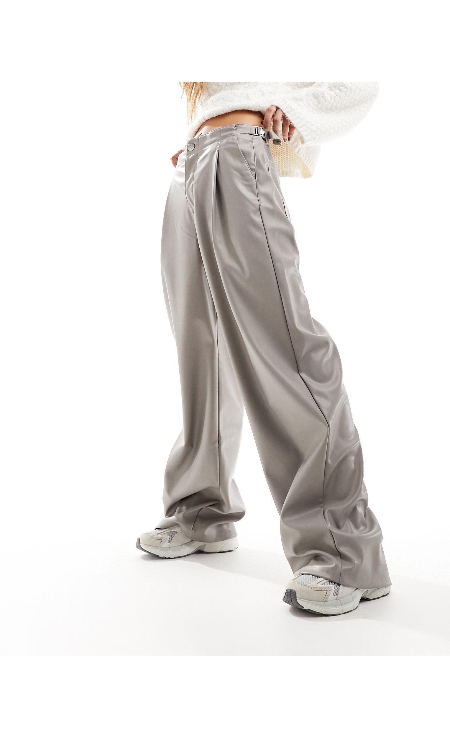 Pantalon large en similicuir Pull Bear en coloris Blanc Lyst