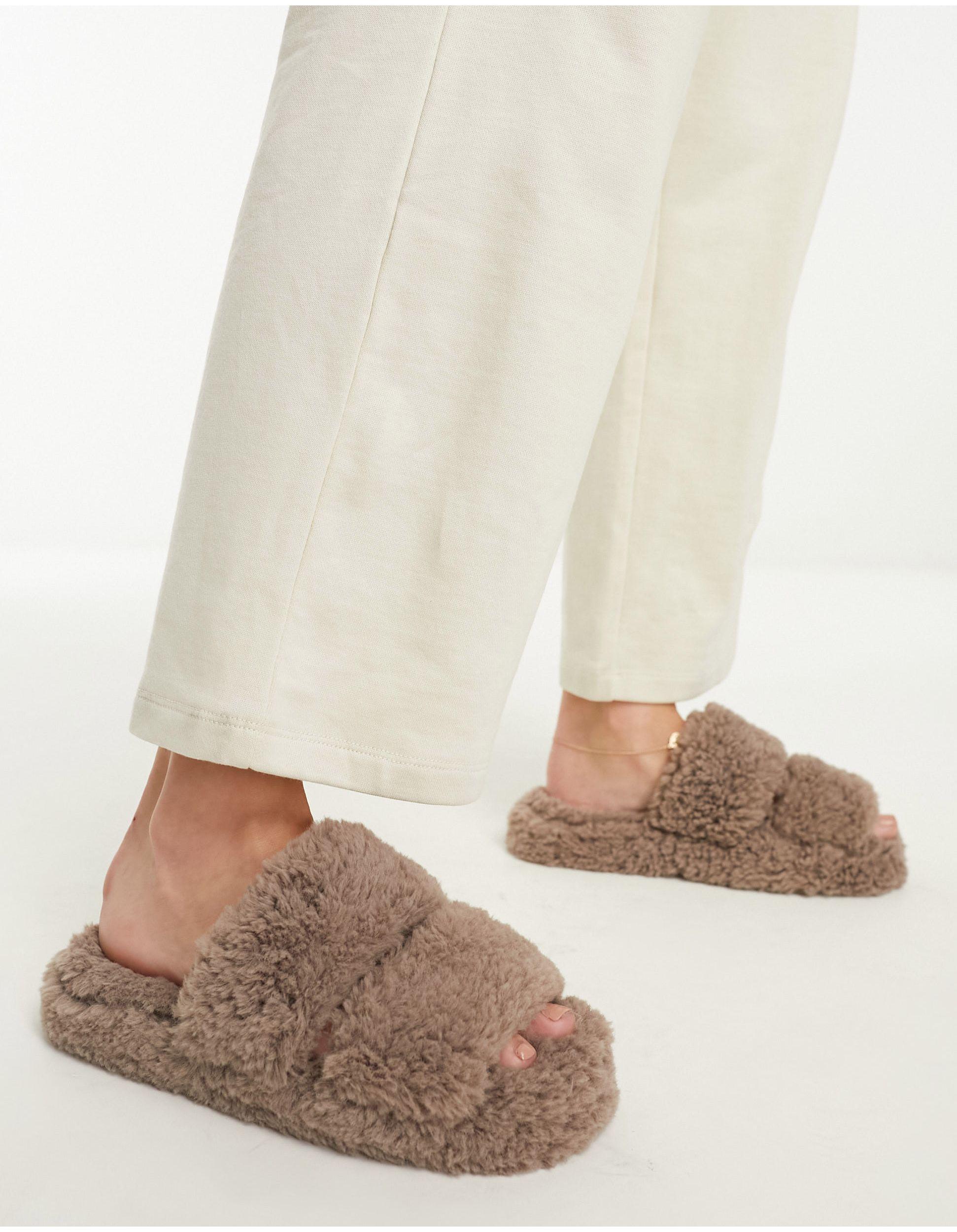 Loungeable – slipper aus teddyfell in Natur | Lyst DE