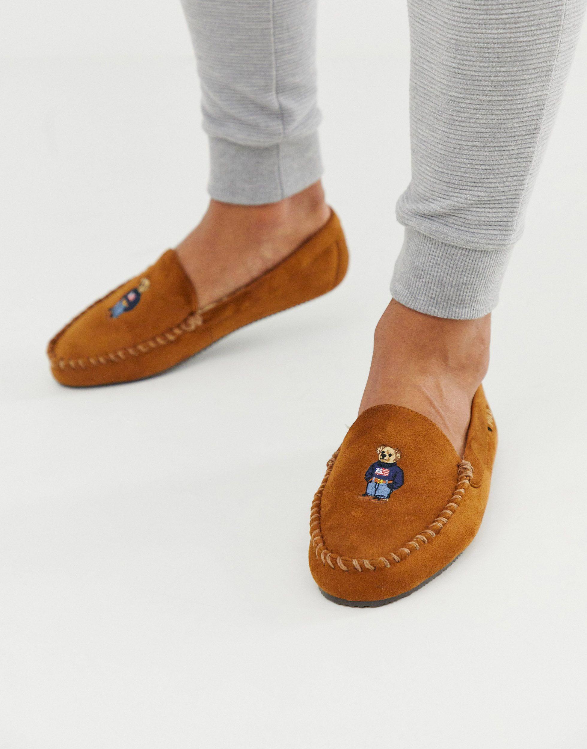 Polo - Pantofole con orso americano cuoioRalph Lauren in Pelle scamosciata  da Uomo colore Marrone | Lyst
