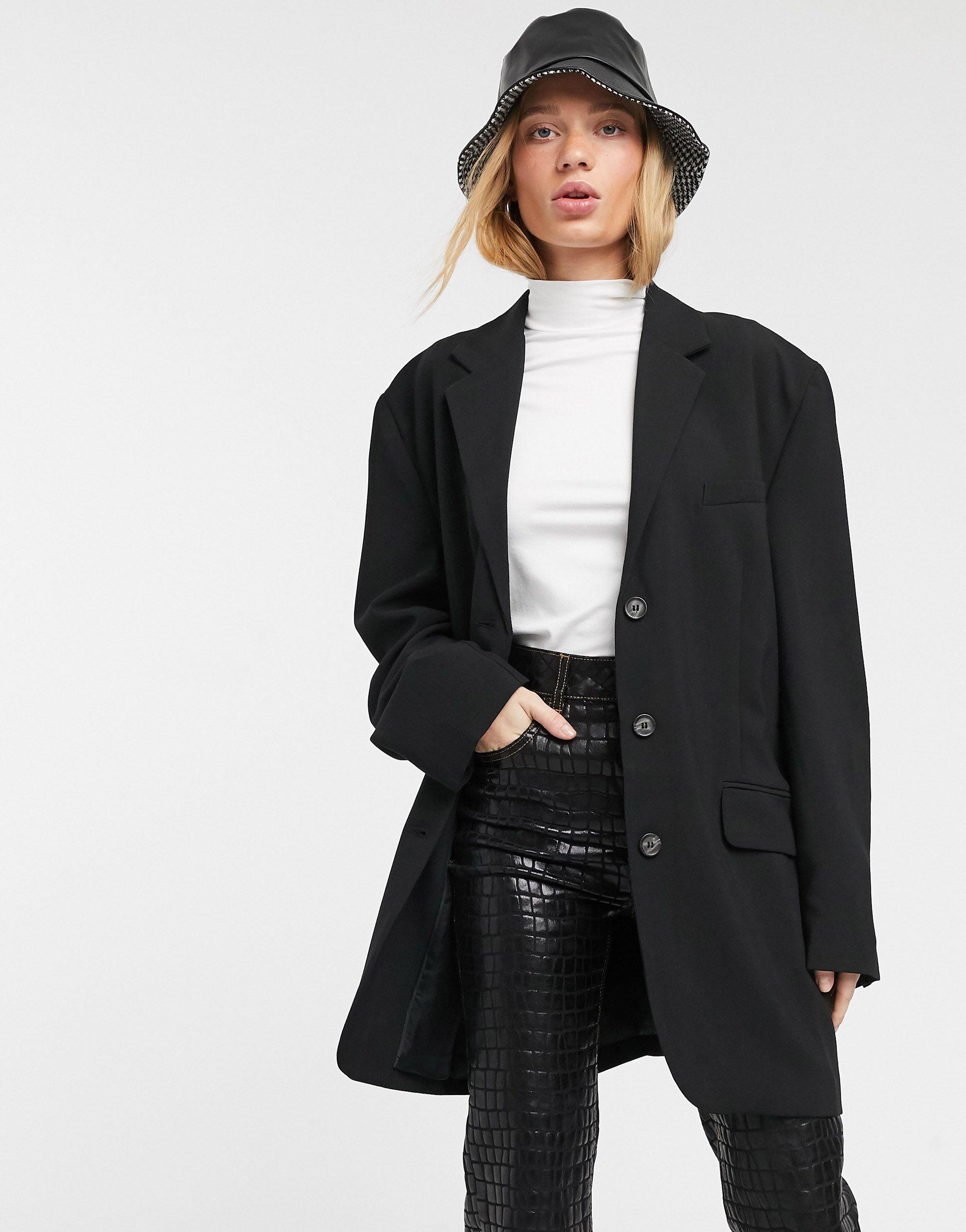 Weekday Synthetic Shary Oversized Blazer With Lightly Padded Shoulders in  Black - Lyst