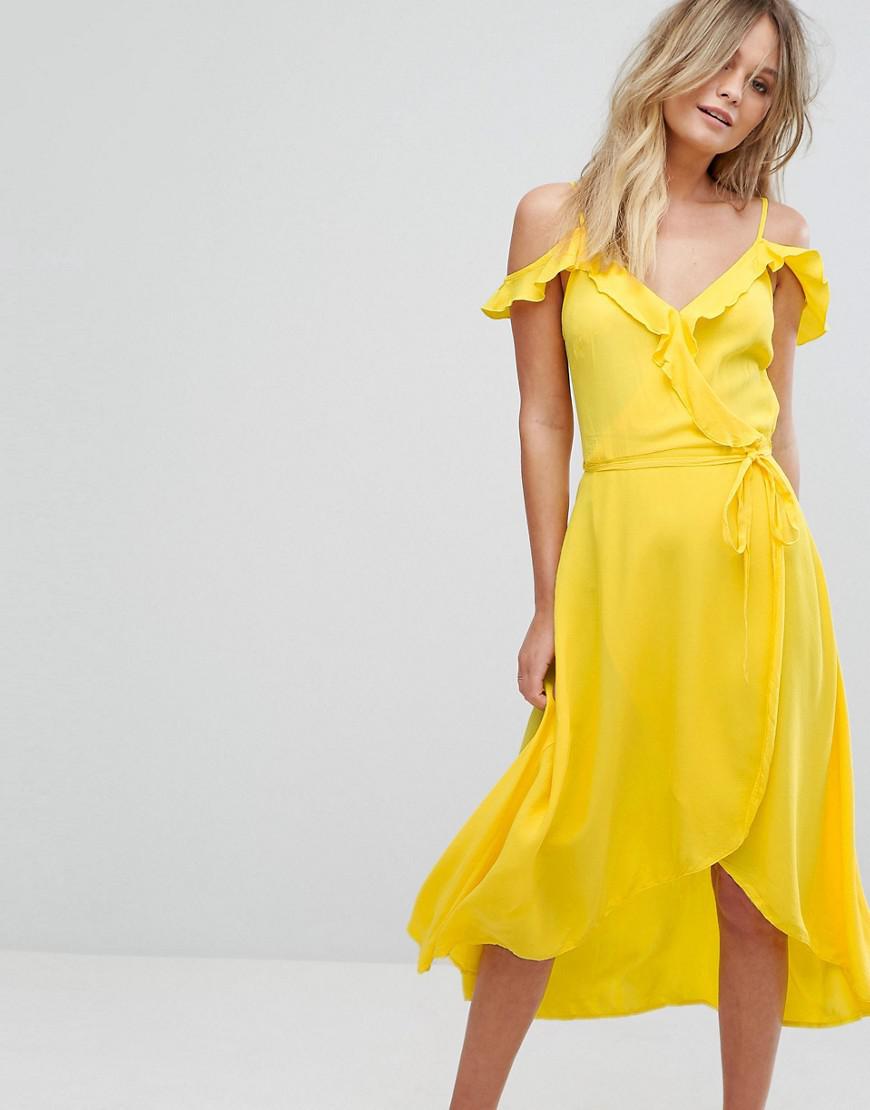 Платье розово желтое. Желтое платье. Желтое летнее платье. Платье женское летнее желтое. Красивые желтые платья летние.