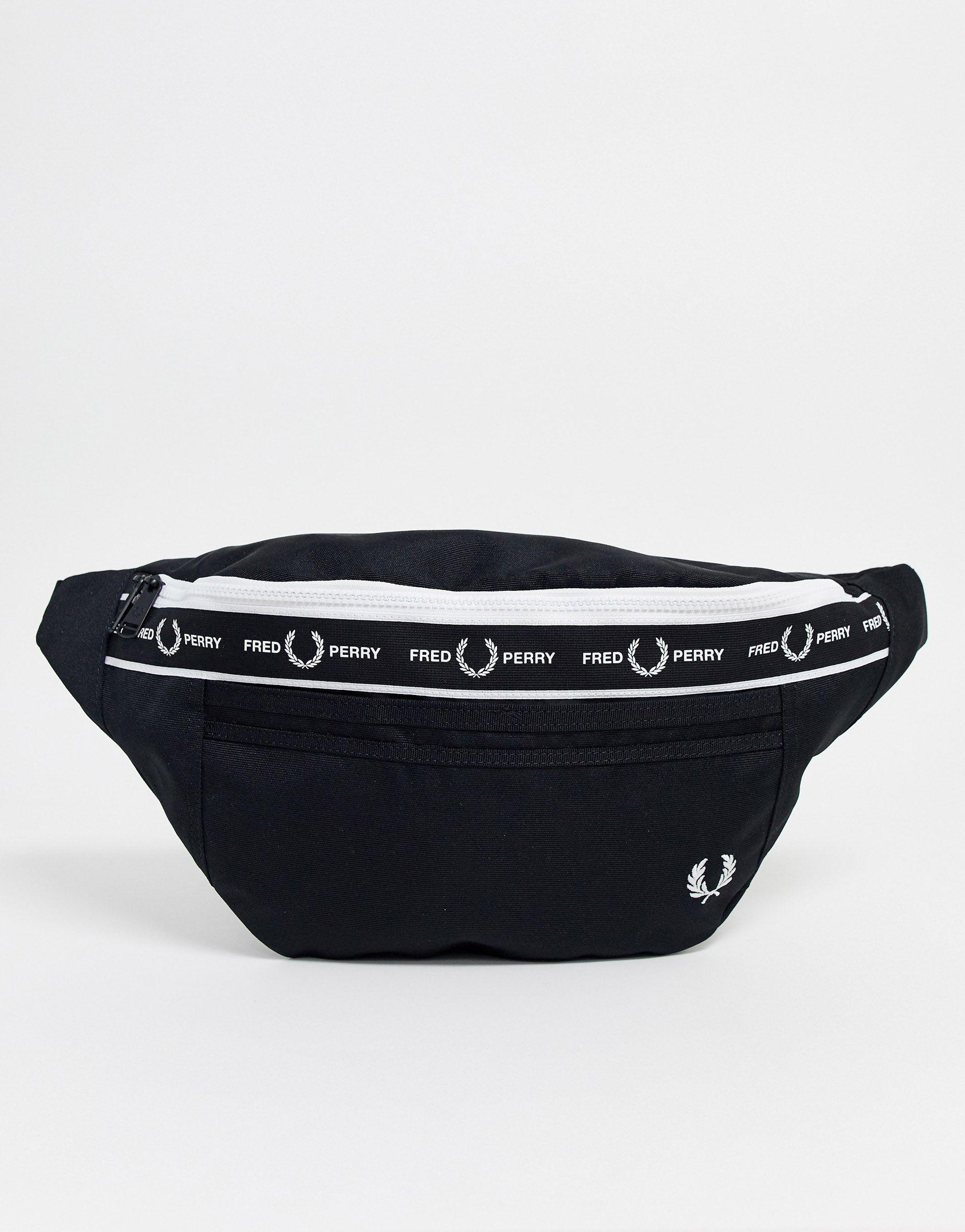 Marsupio oversize con fettuccia con logo neroFred Perry in Materiale  sintetico da Uomo colore Nero | Lyst