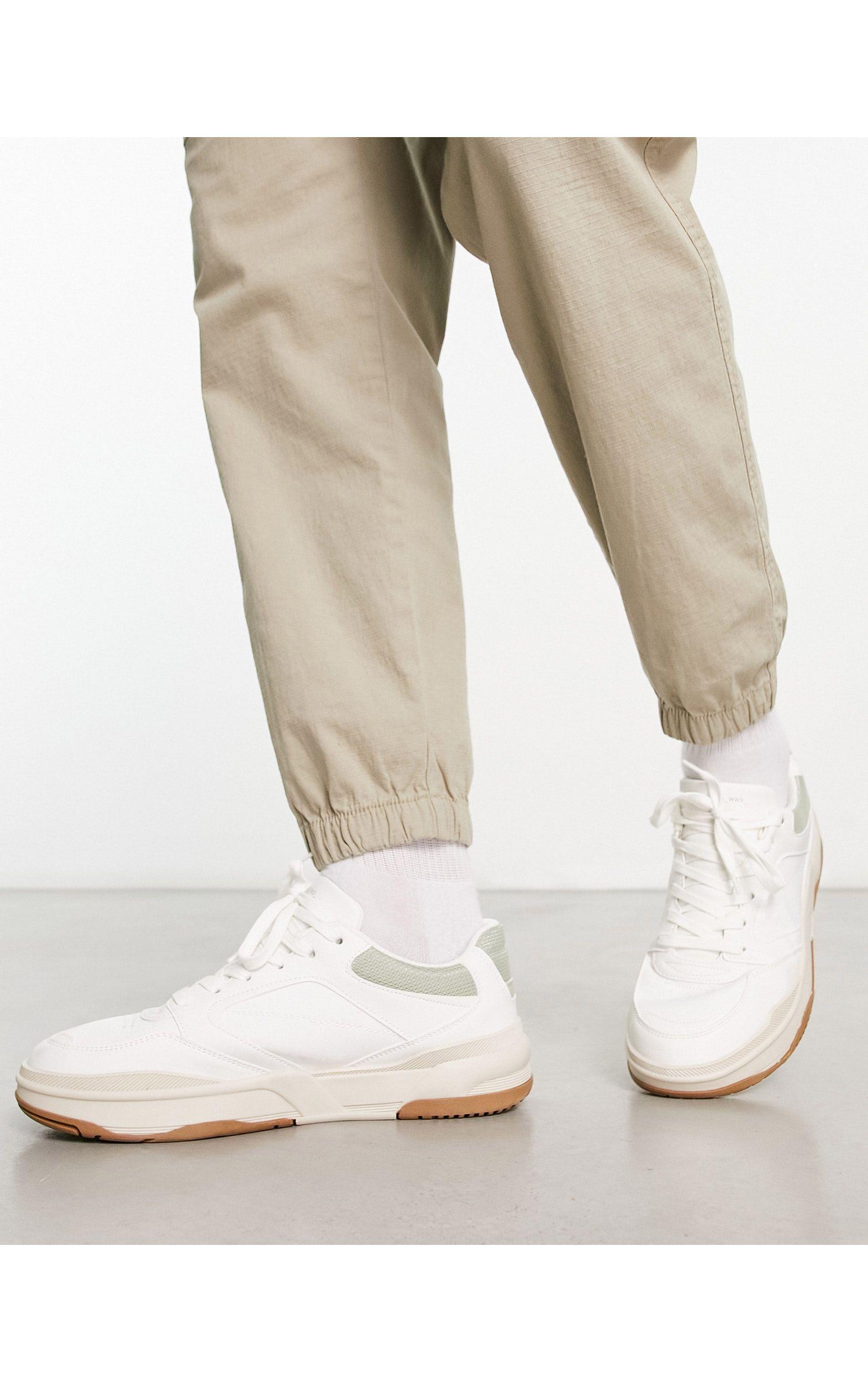 Bershka chunky sole trainer in deals white