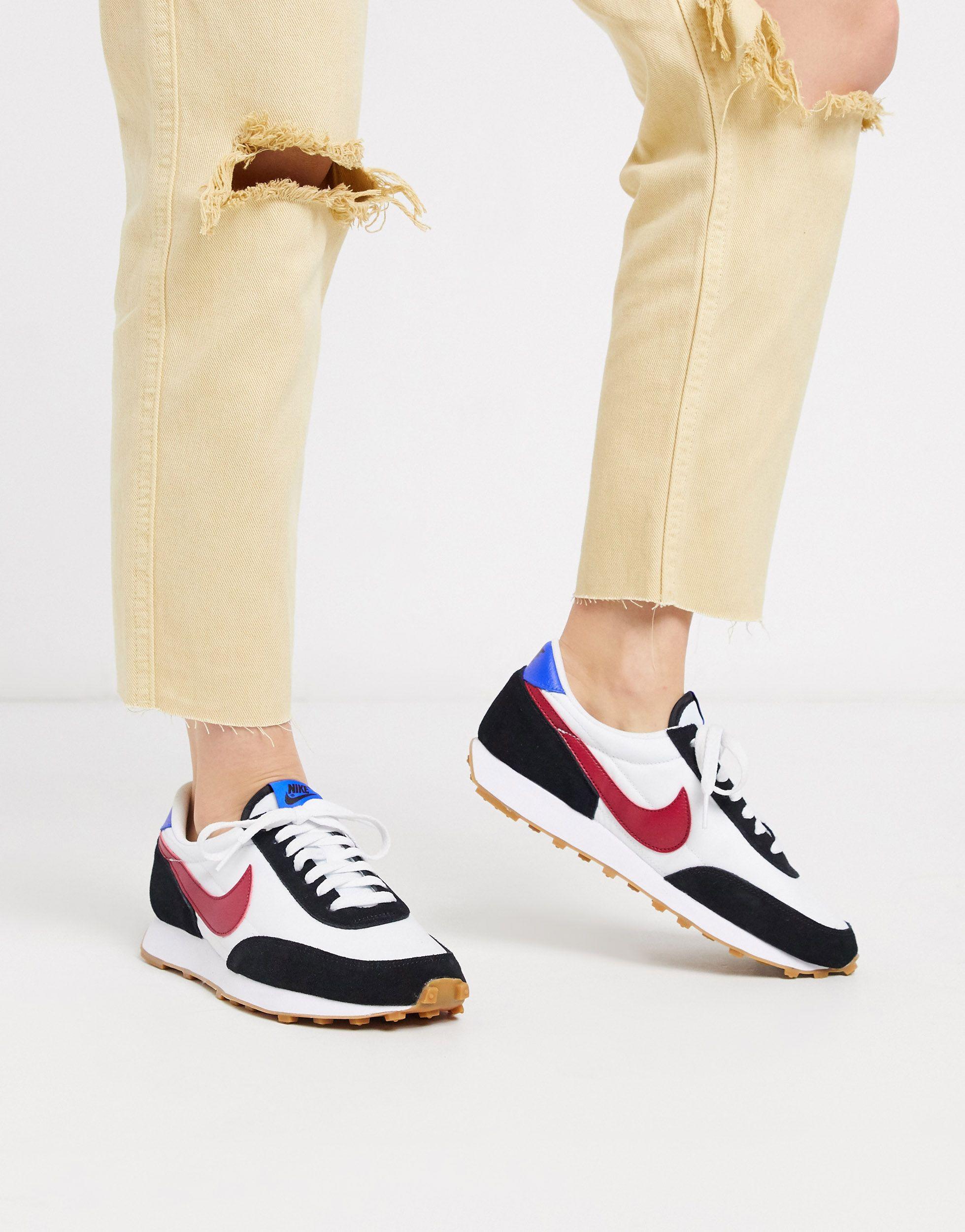 nike daybreak trainer