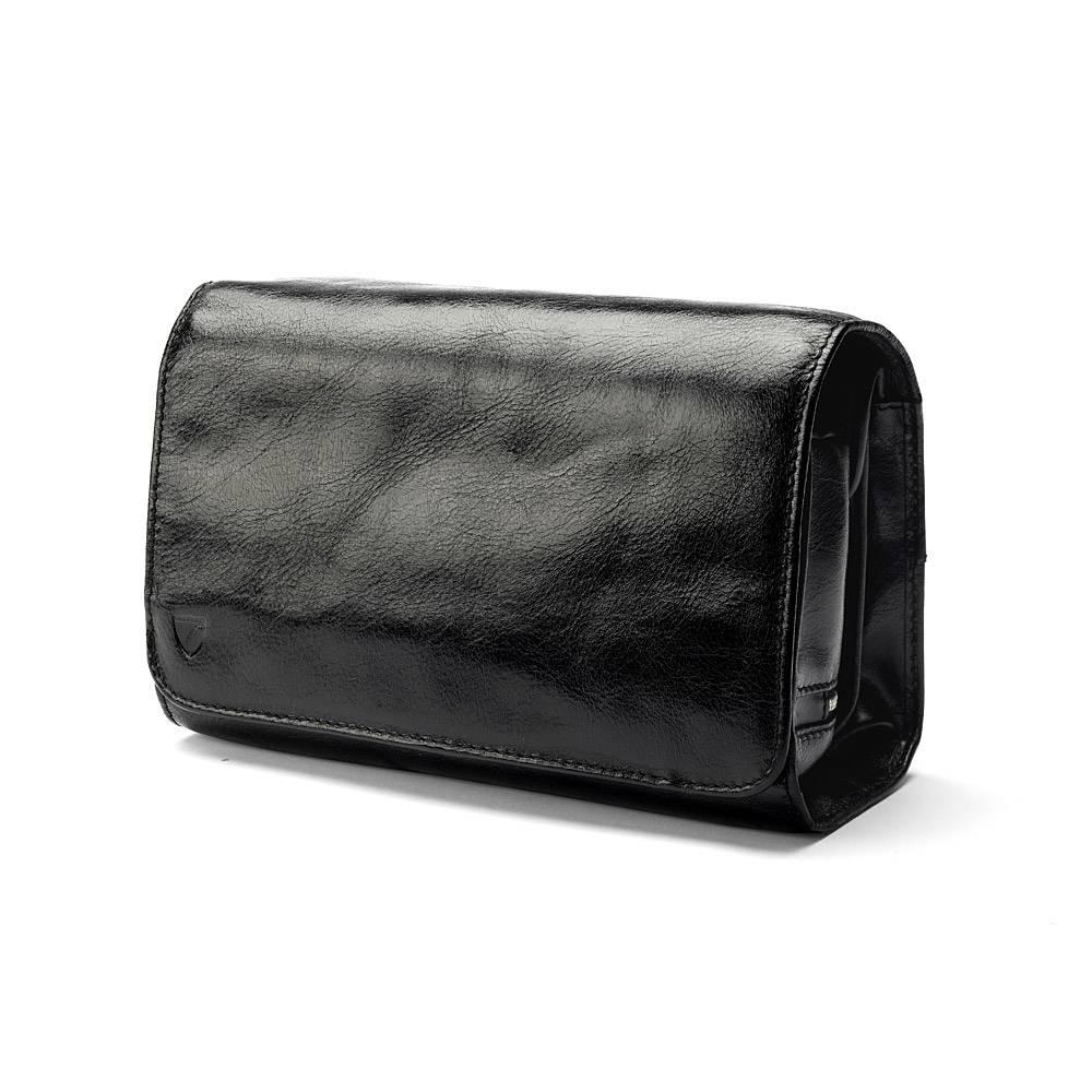 mens leather hanging wash bag