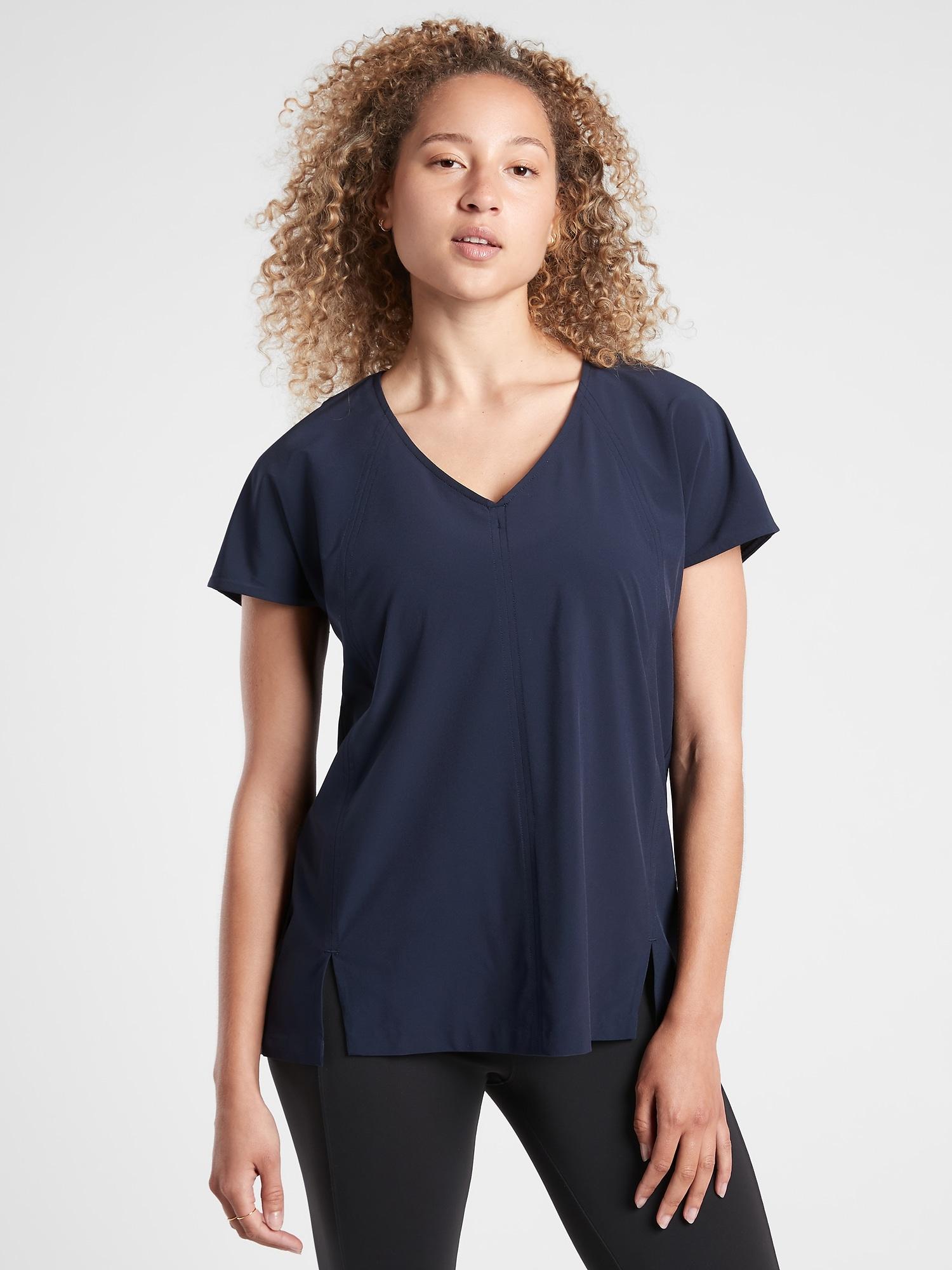 Athleta Boulevard V-neck Tee in Navy 