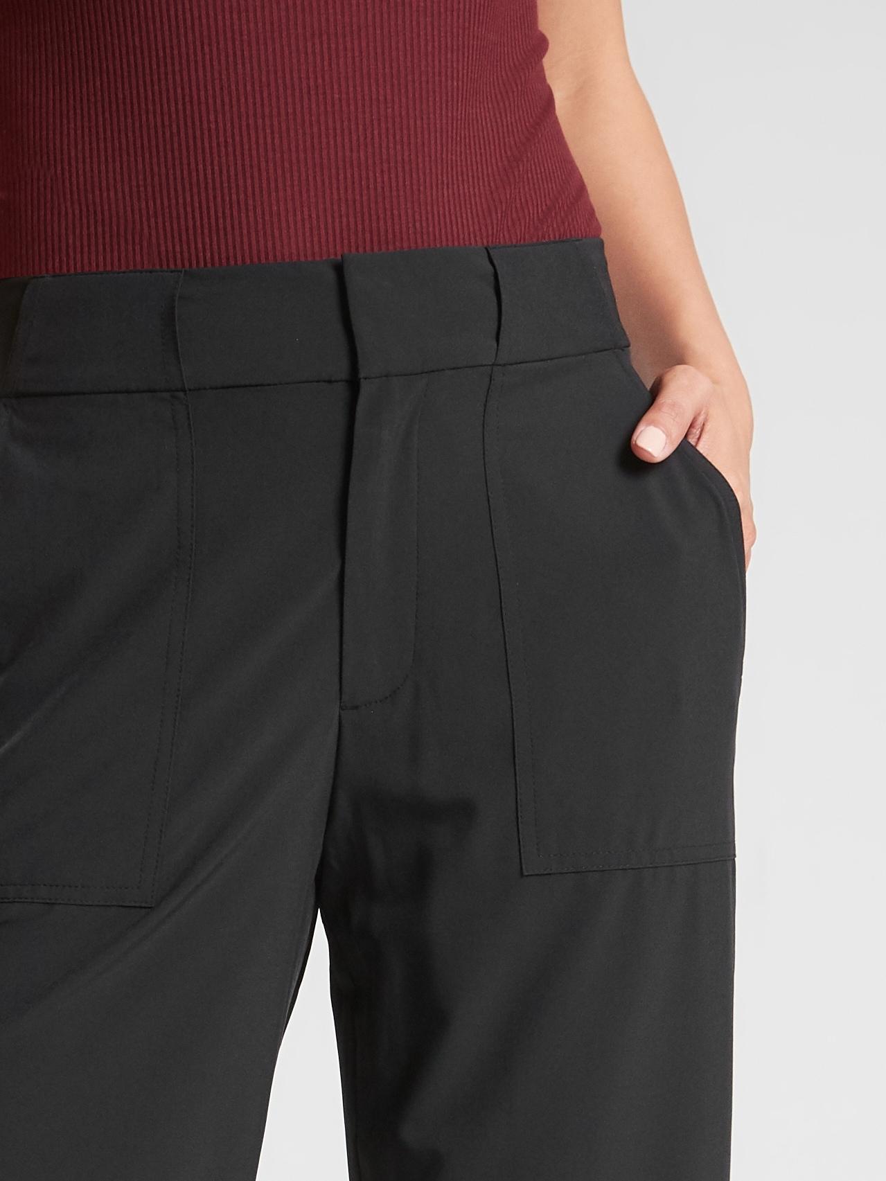 Athleta Synthetic Tribeca Utility Crop 