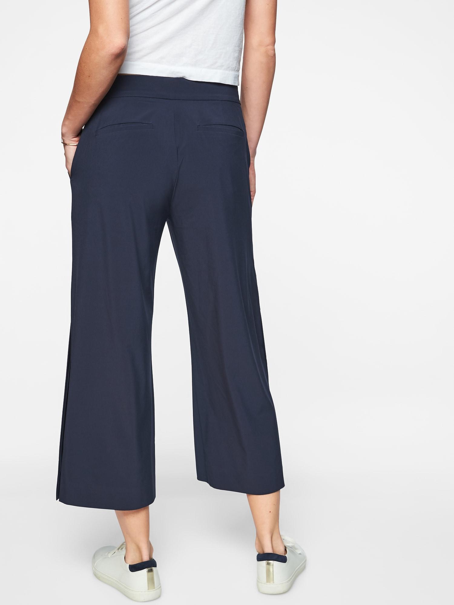 Athleta Synthetic Tribeca Crop Pant in 