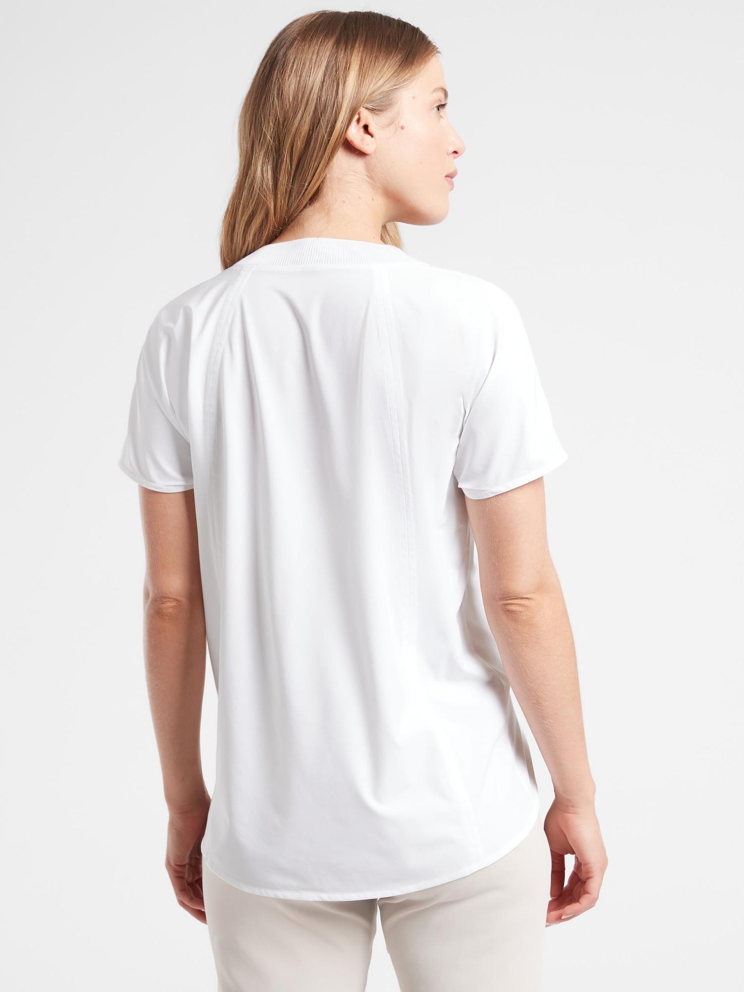 Athleta Zephyr V-neck Tee in Bright 