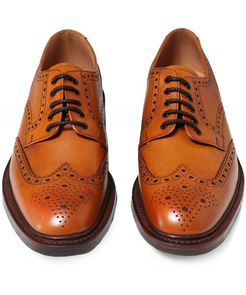 Loake Loake Chester Brogue in Brown for 
