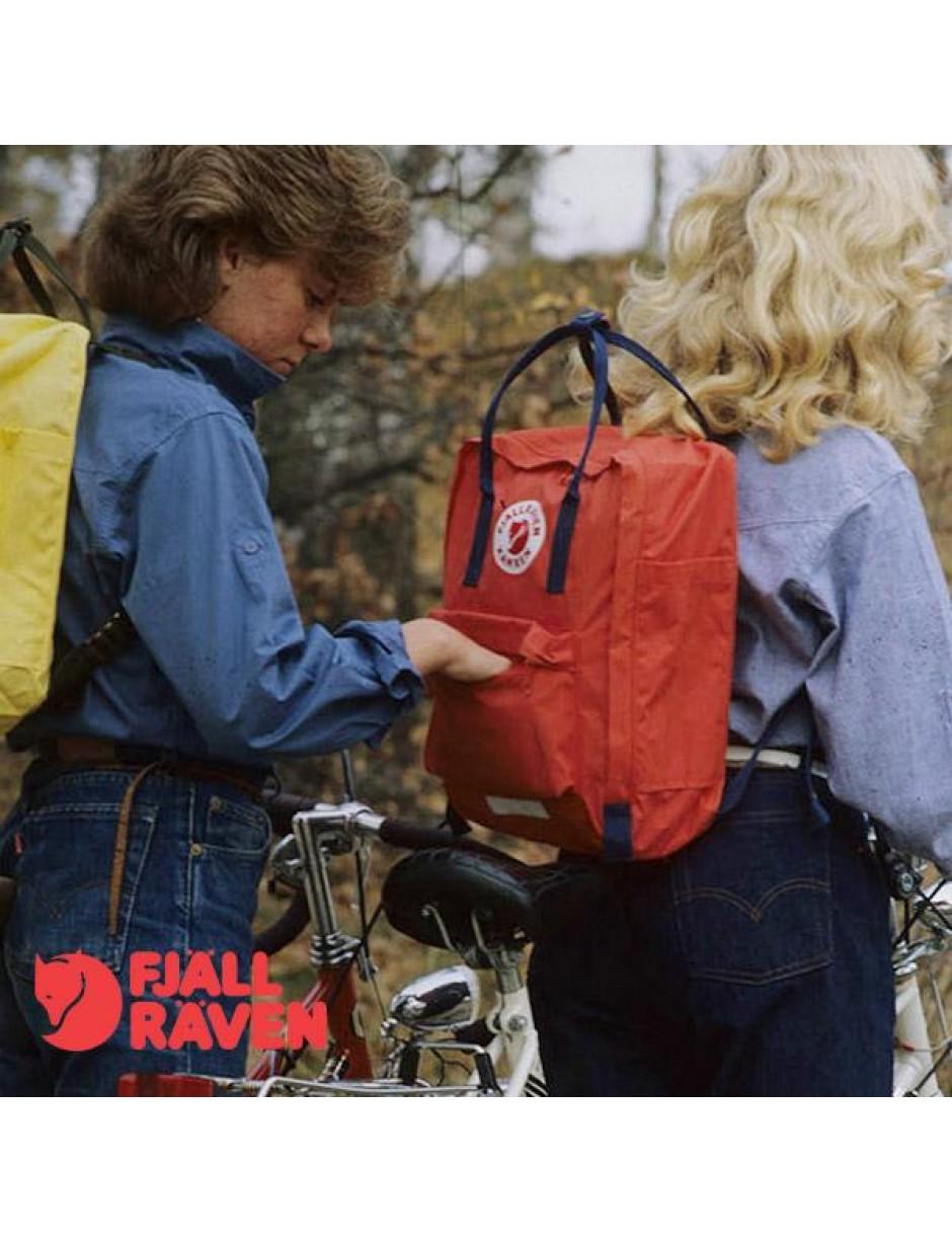 fjallraven kanken green folk pattern