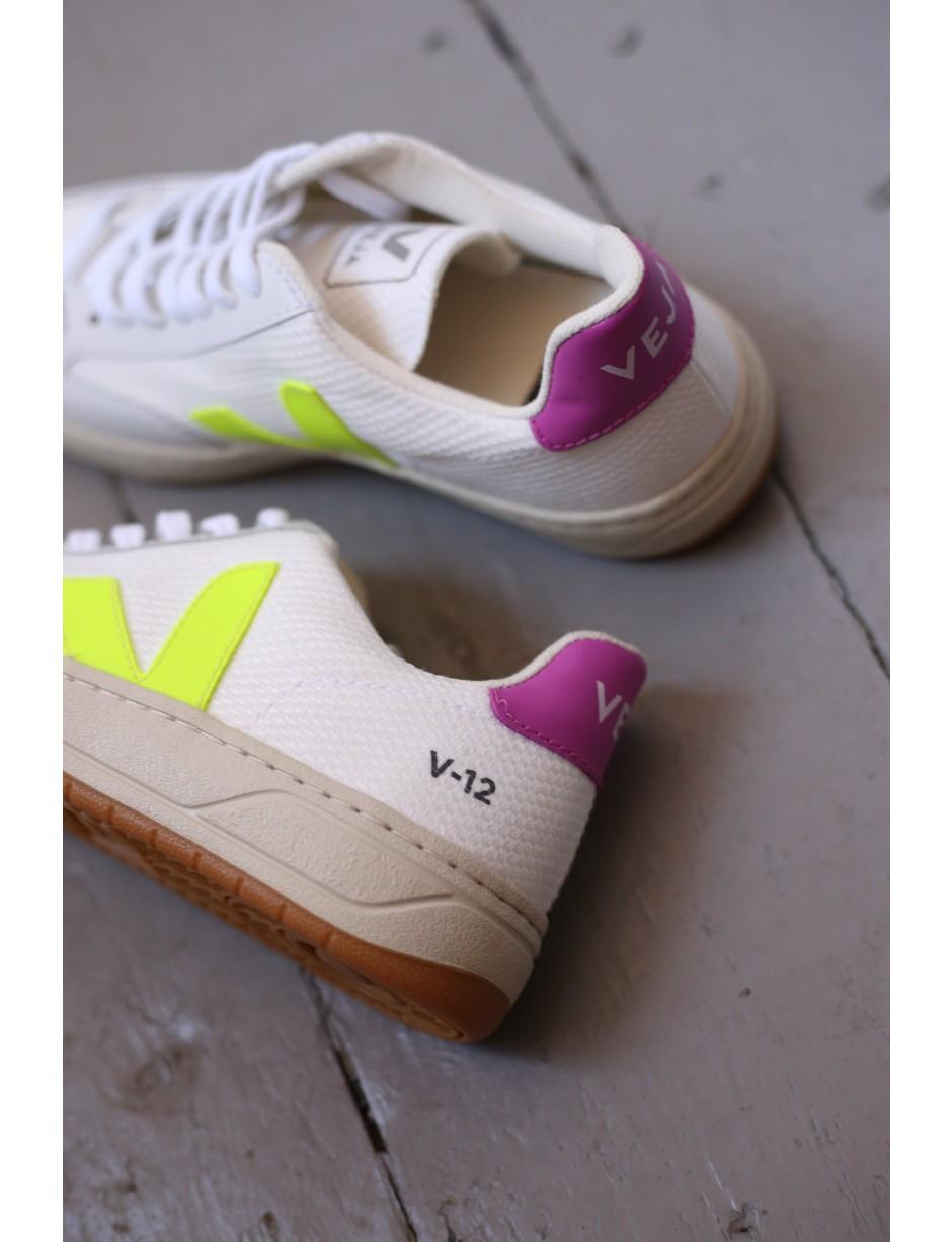 veja neon yellow