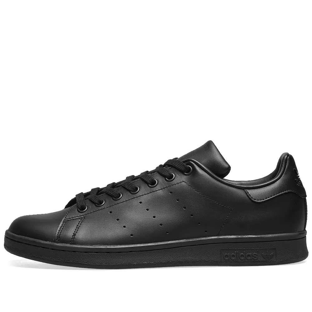 adidas core black stan smith