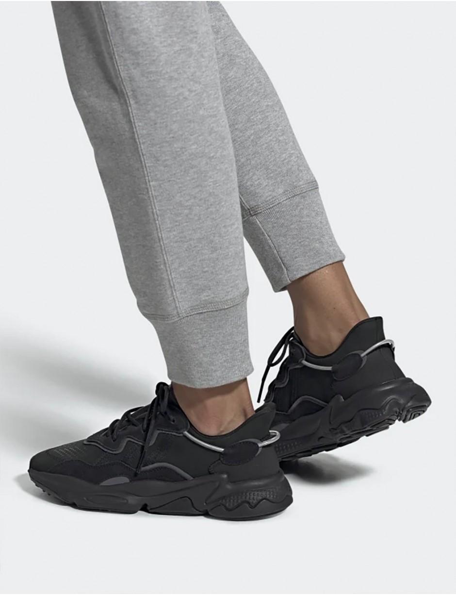 adidas Originals Adidas Ozweego (eg8735) - Core Black/core Black/night  Metallic for Men | Lyst