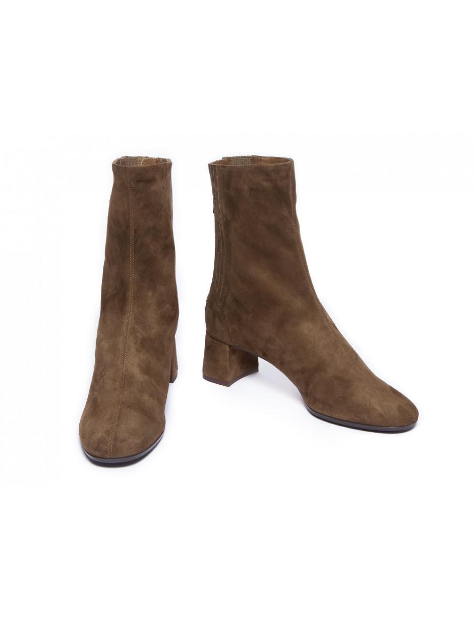 aquazzura saint honore bootie