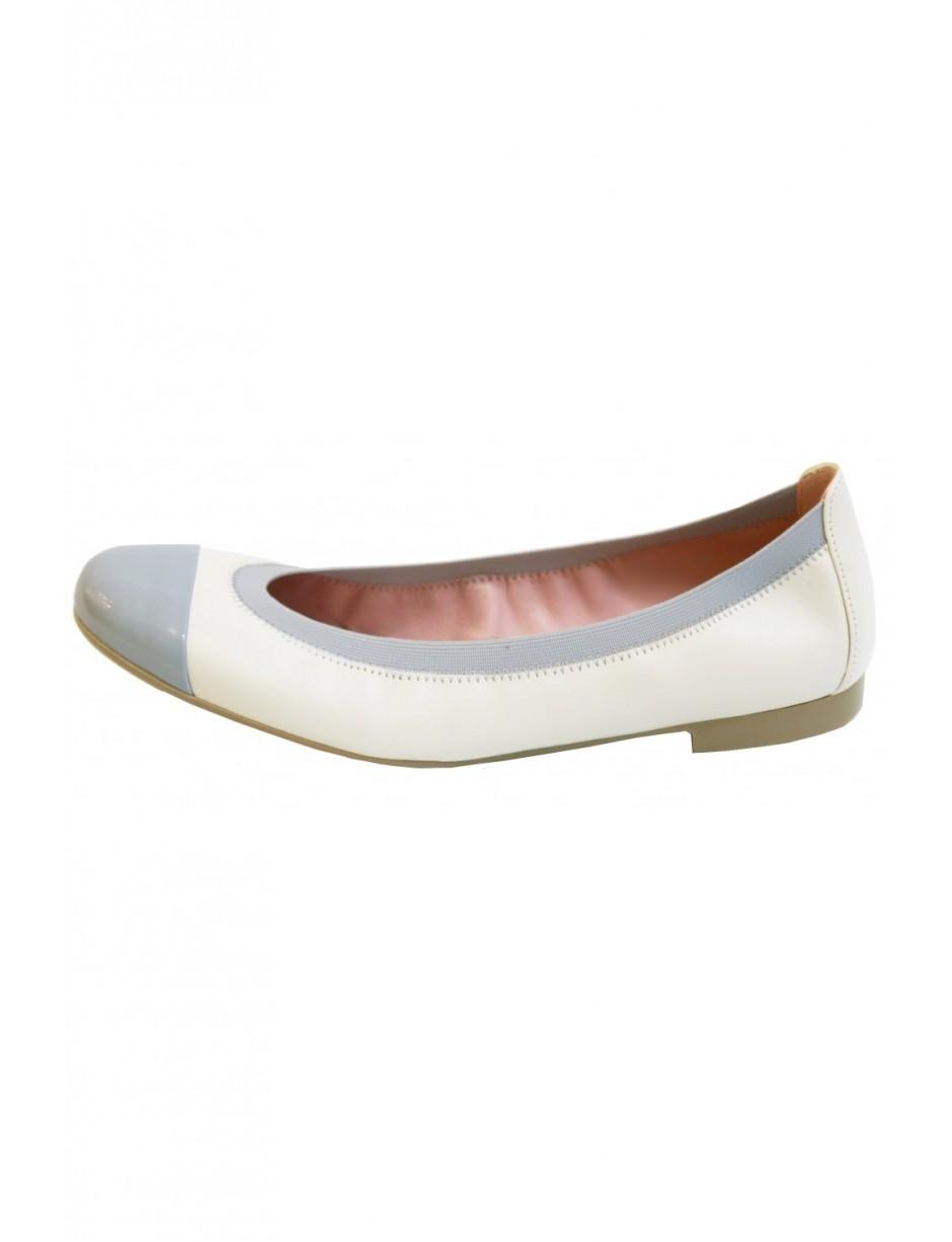 womens cream flats