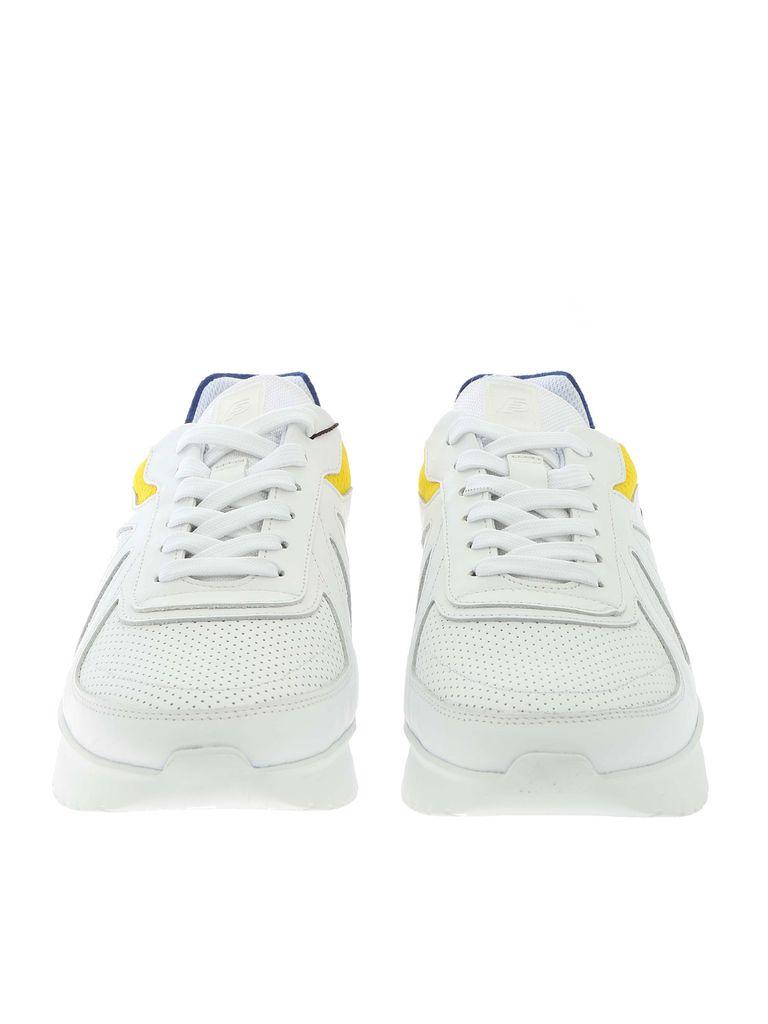 filling pieces race runner