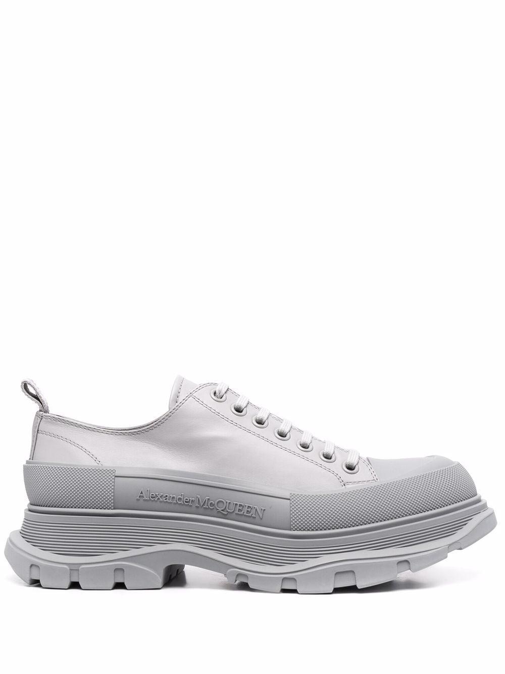 Alexander McQueen Leather Tread Low Top Sneakers in Grey (Gray) for Men |  Lyst
