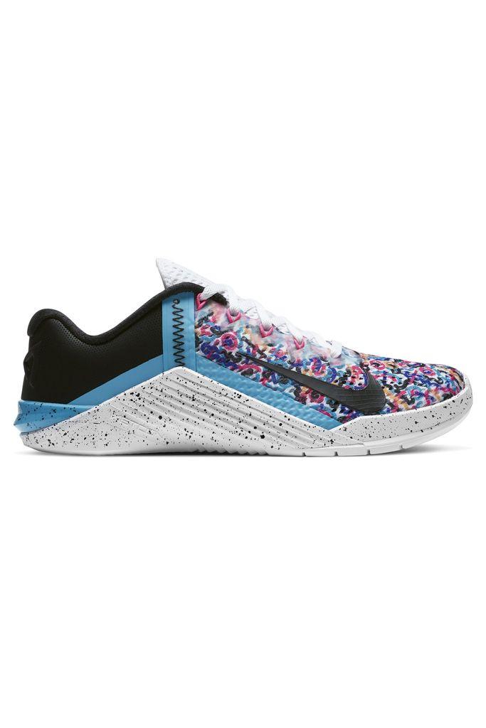 Nike Metcon 6 Shoes - White/baltic Blue/pink Blast/black | Women's - Lyst