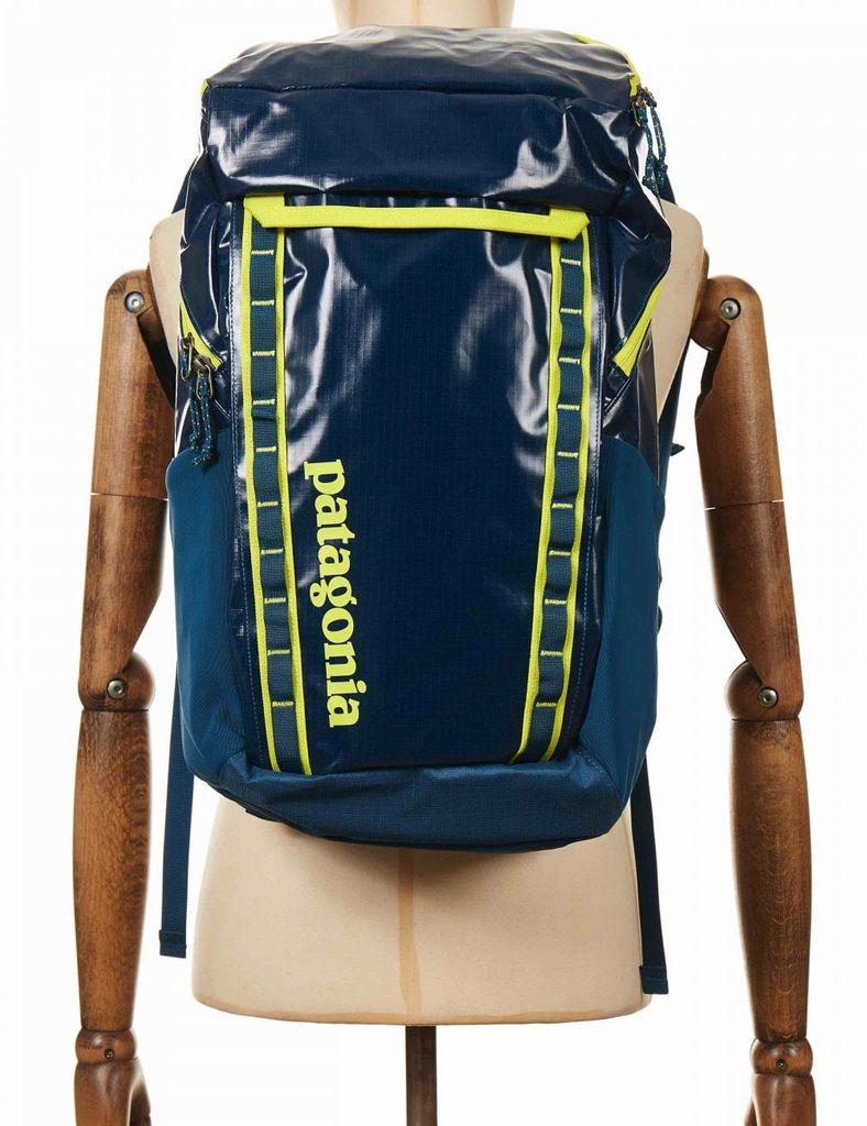 Patagonia Synthetic Black Hole 32l Backpack - Crater in Blue - Lyst