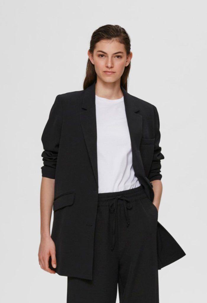 black relaxed blazer