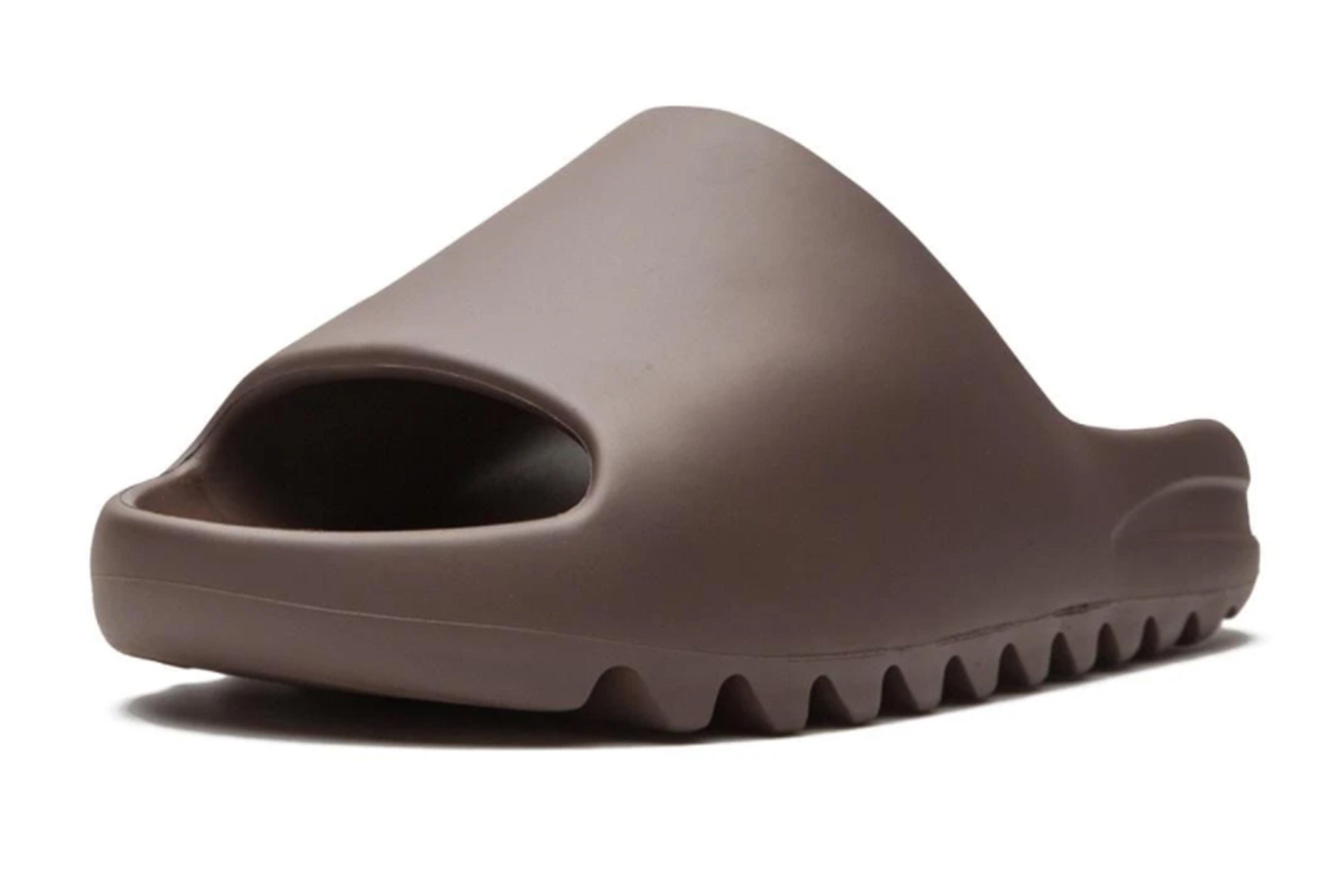Yeezy Adidas Slides 'soot' | Lyst
