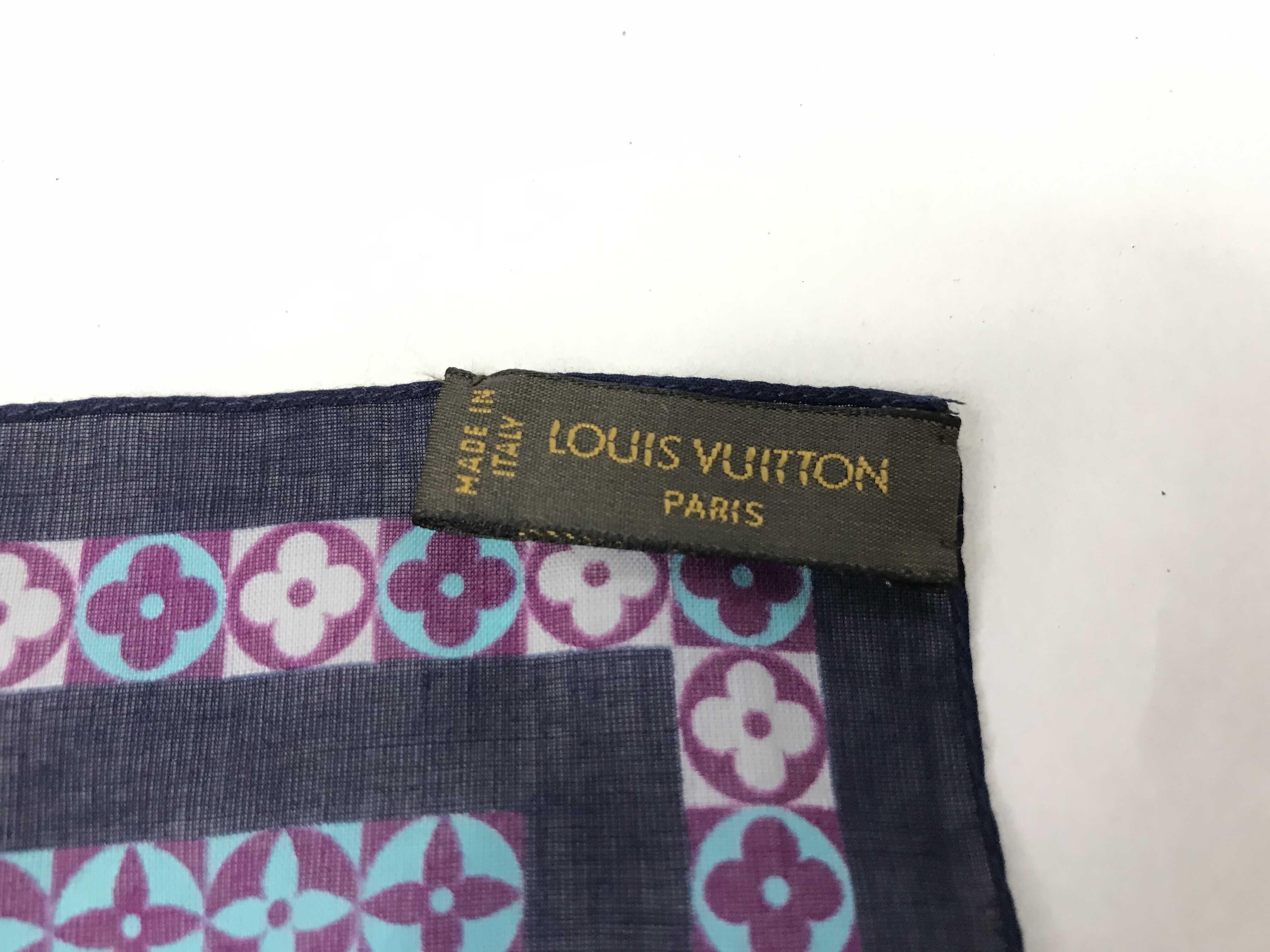Louis Vuitton Lv Scarf in Blue