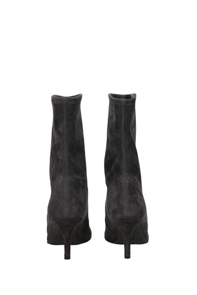 stuart weitzman light grey boots