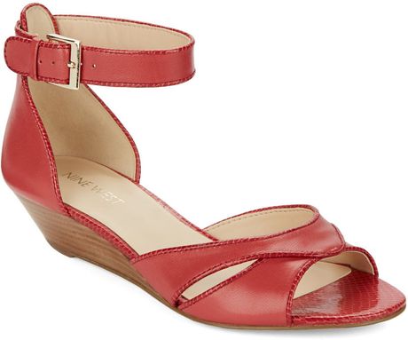 Nine West Verasco Leather Wedge Sandals in Red