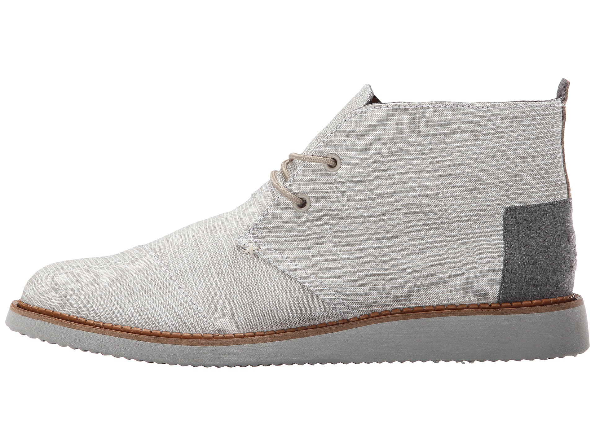 toms canvas chukka boots