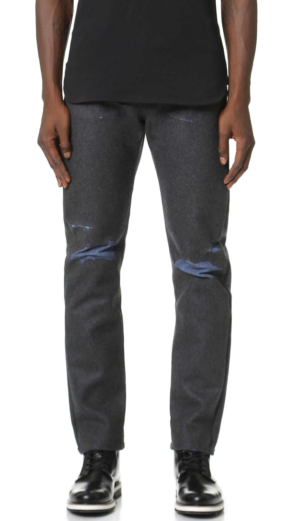 Black Creek Sears carries men's jackets to keep you warm when the temperature drops. Choose from a wide selection of men's outerwear, ranging from coats to hoodies.