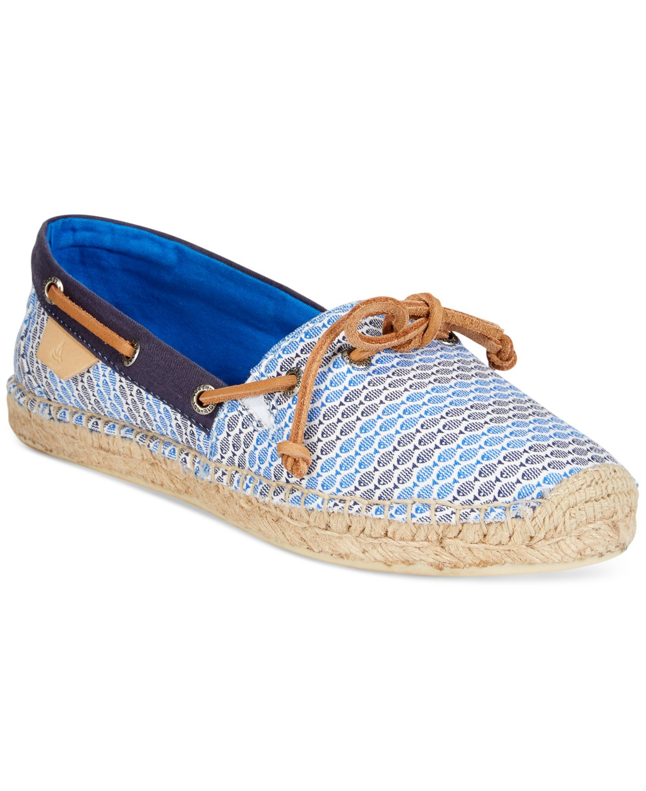 sperry pointed toe flats