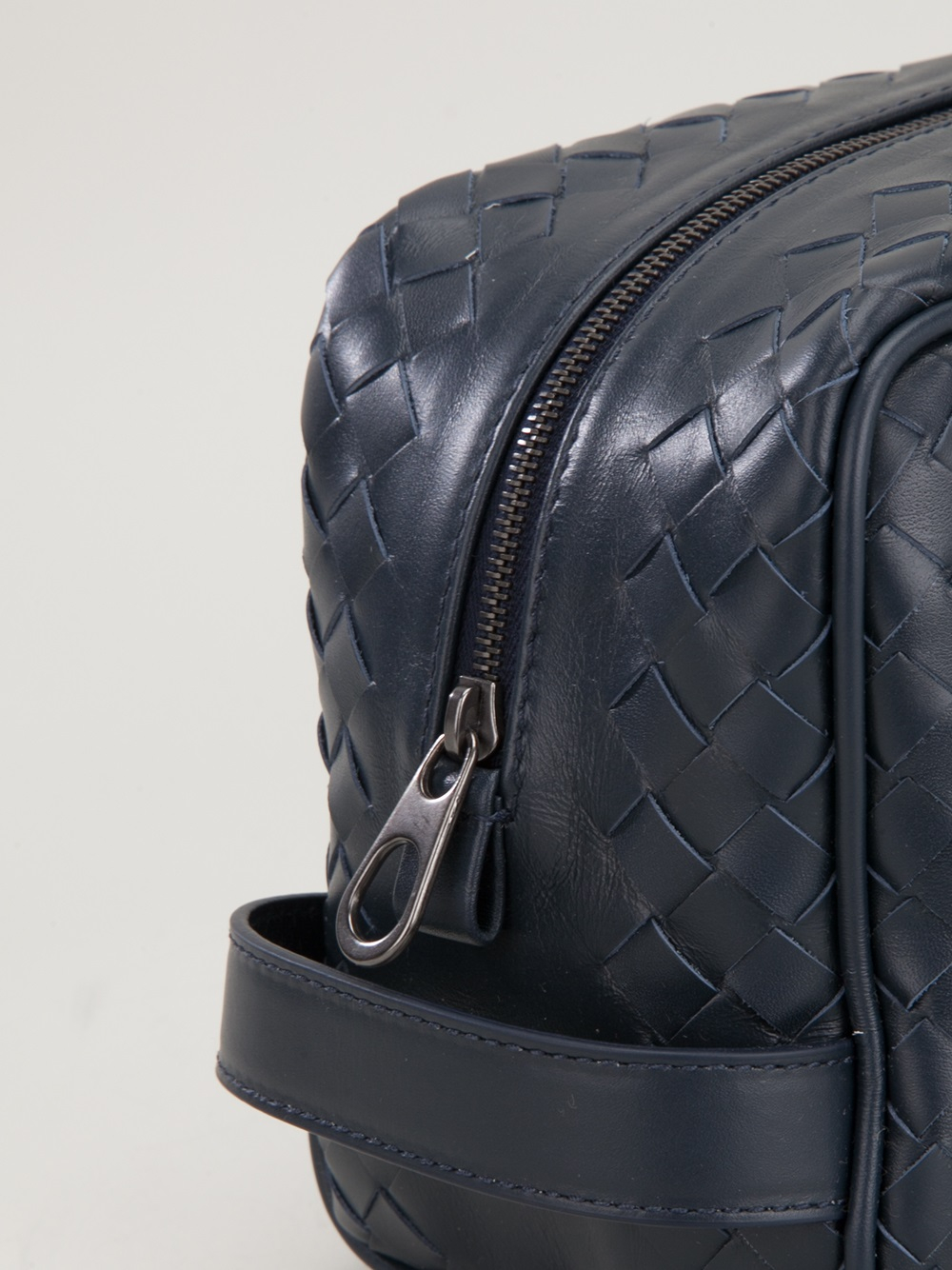 Bottega veneta wash bag hotsell
