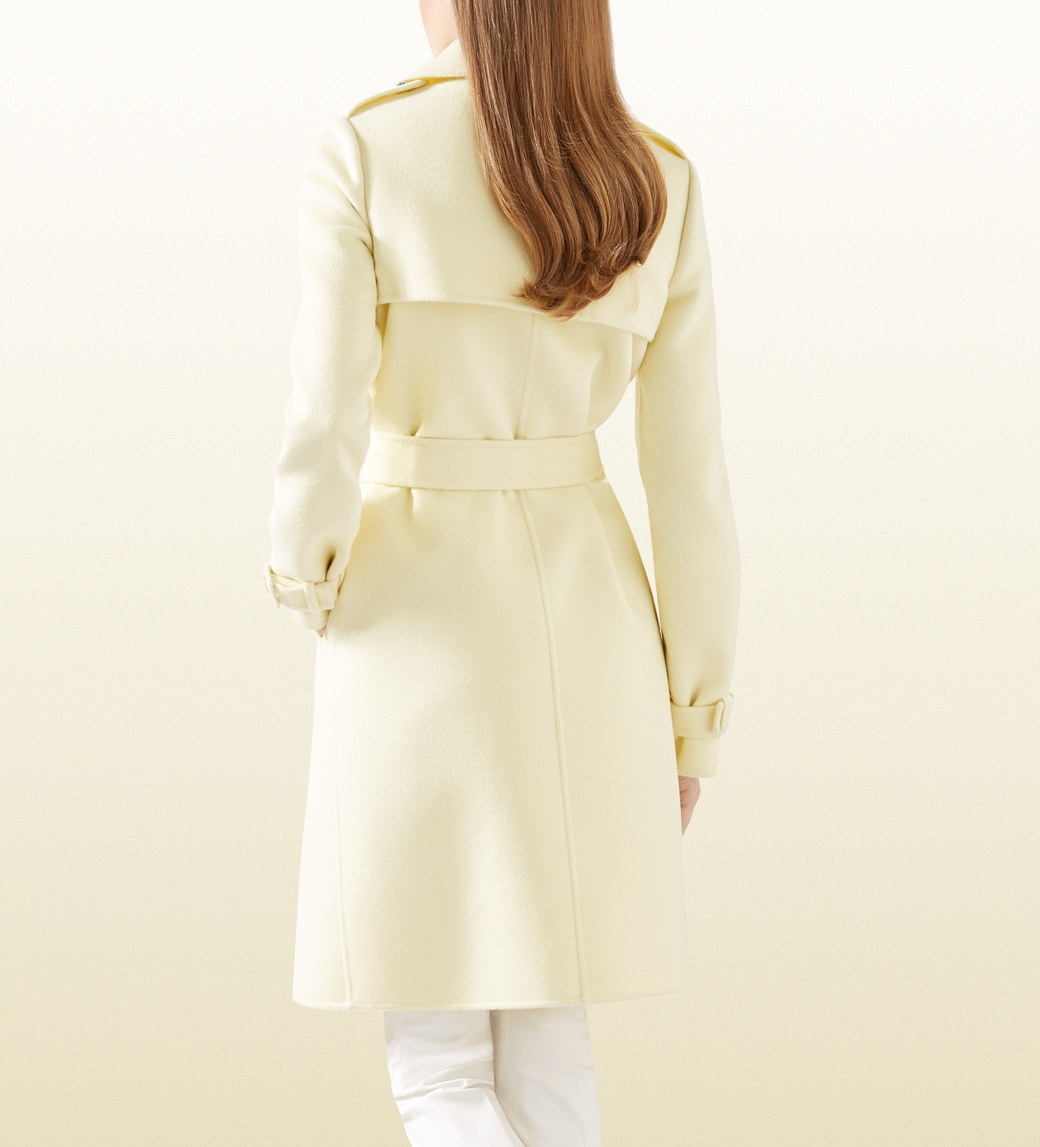 pale yellow coat