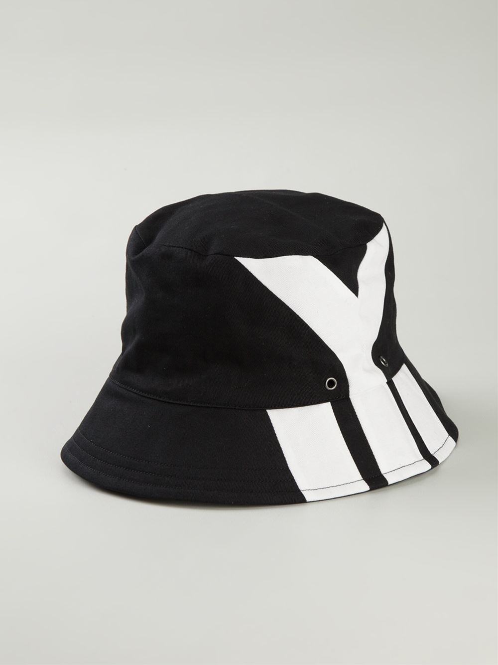 y3 black hat