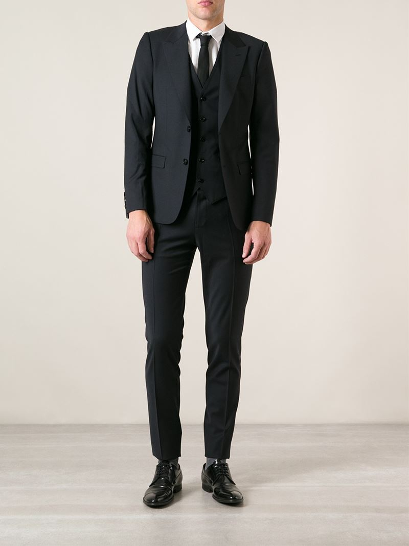 Dolce \u0026 Gabbana Slim Fit Suit in Black 