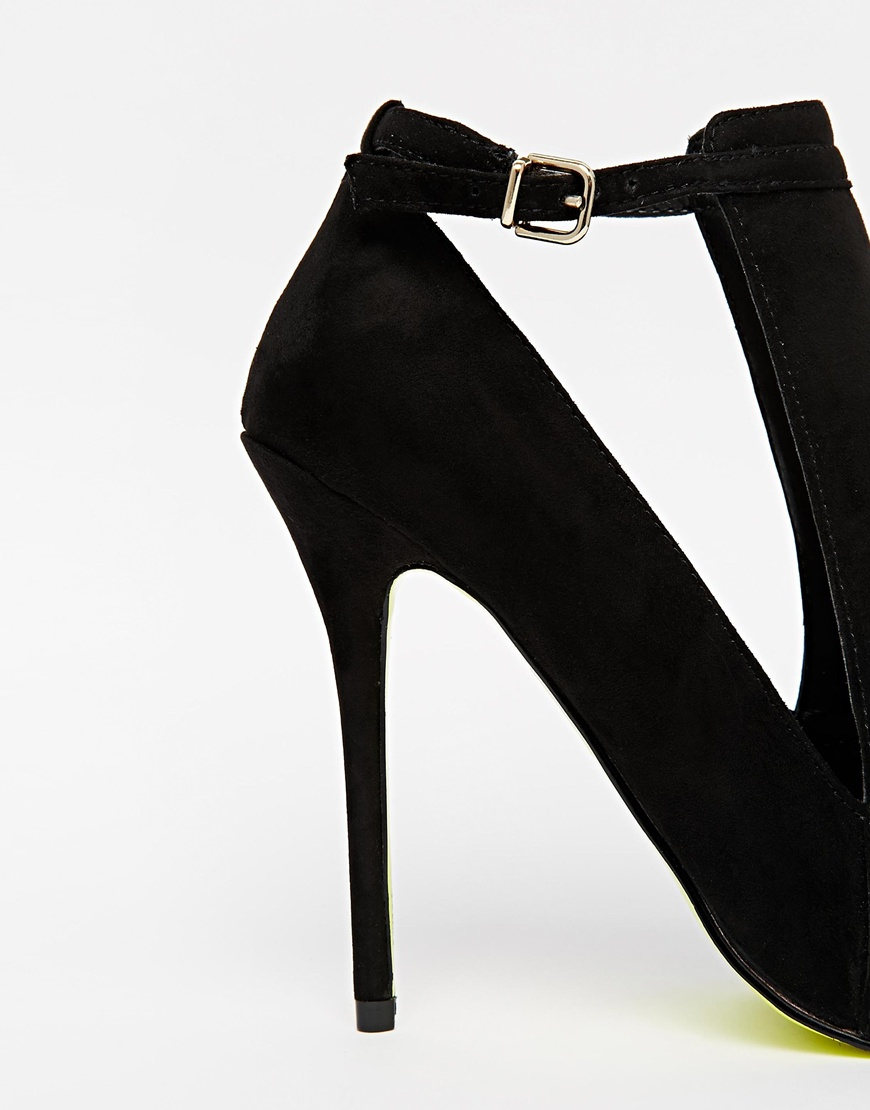 kurt geiger carvela black heels