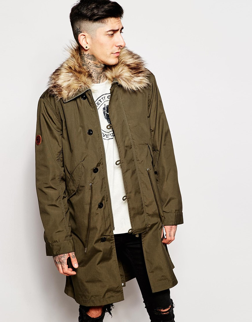 pretty green fur coat Cinosural International School