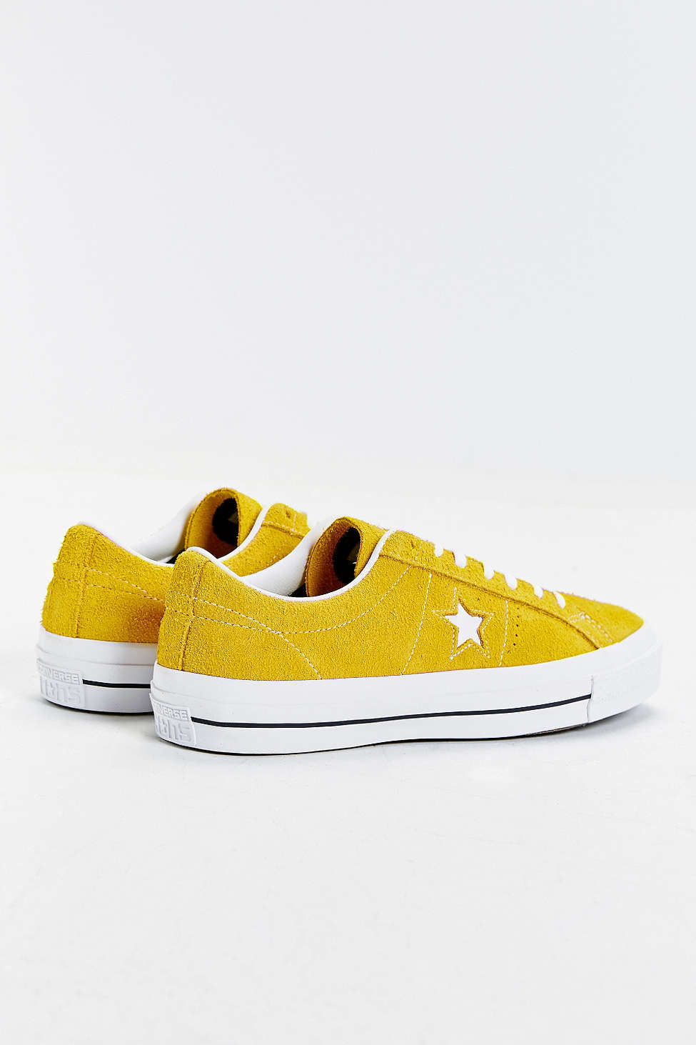 converse men yellow