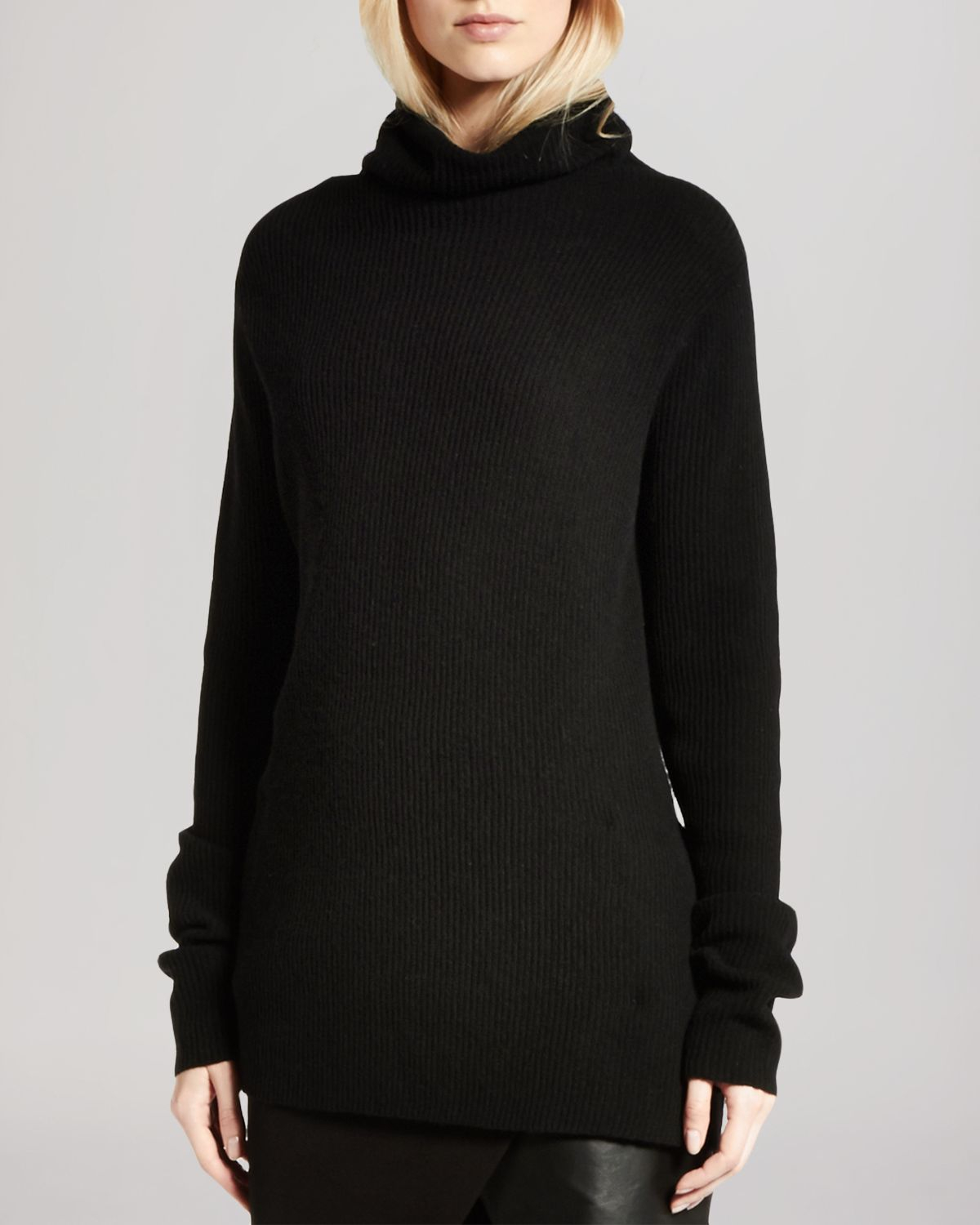 oversized turtleneck black