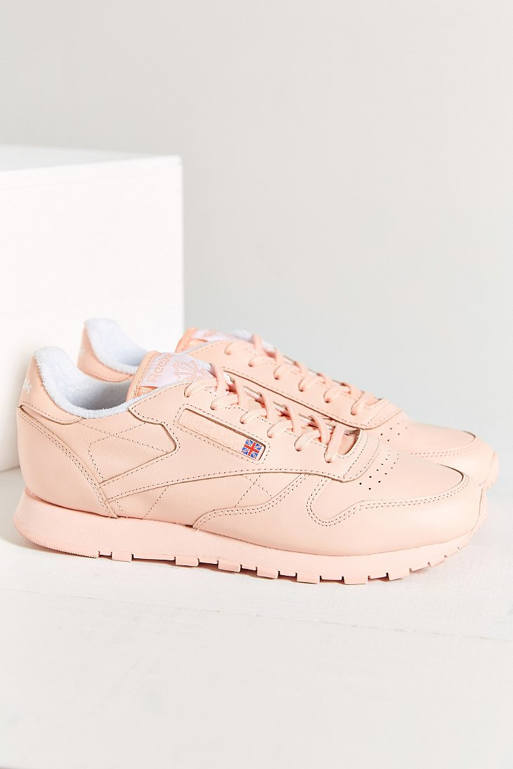 reebok peach sneakers